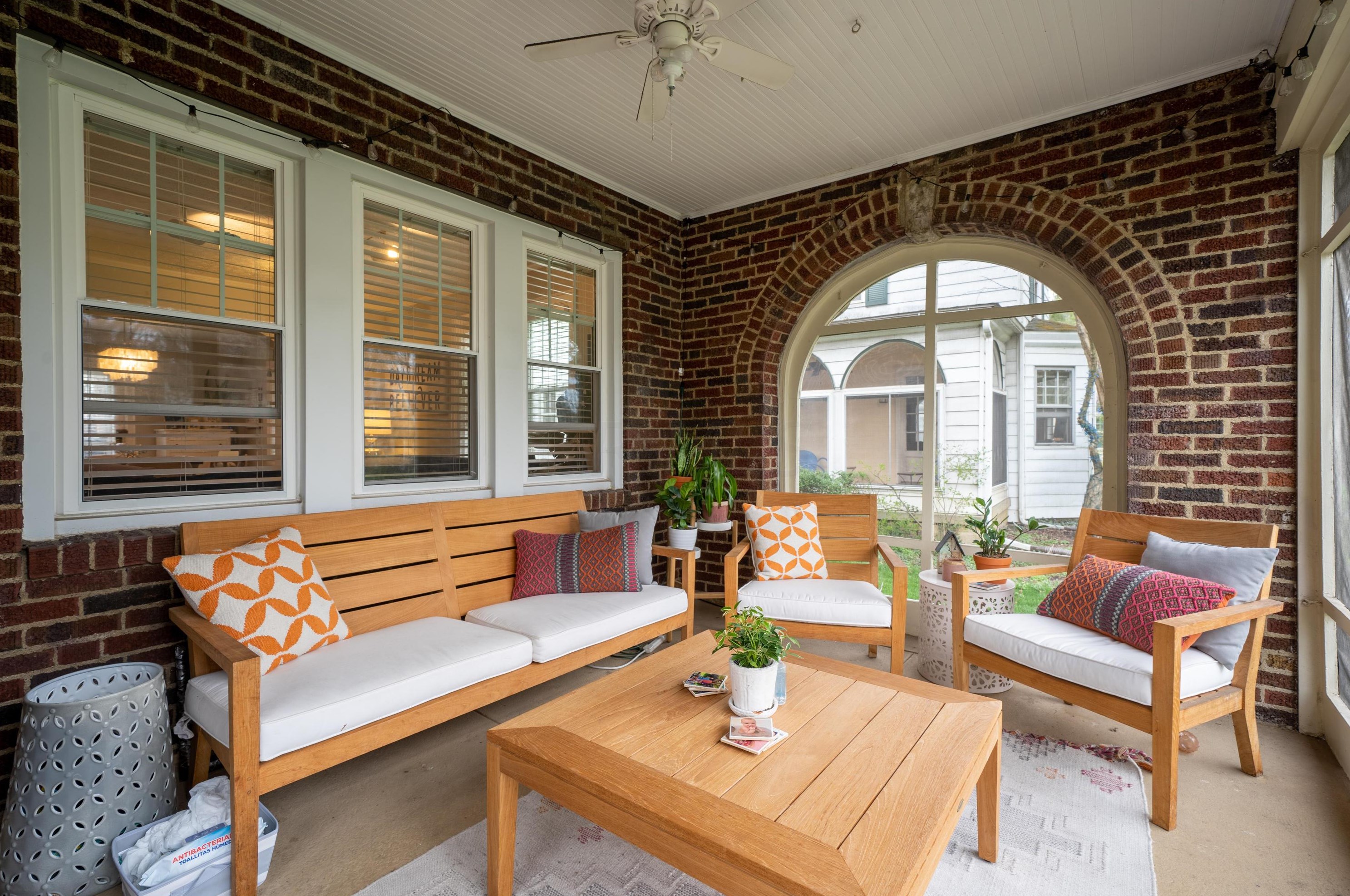 235 Remington Rd, Columbus OH 43209-2461 exterior