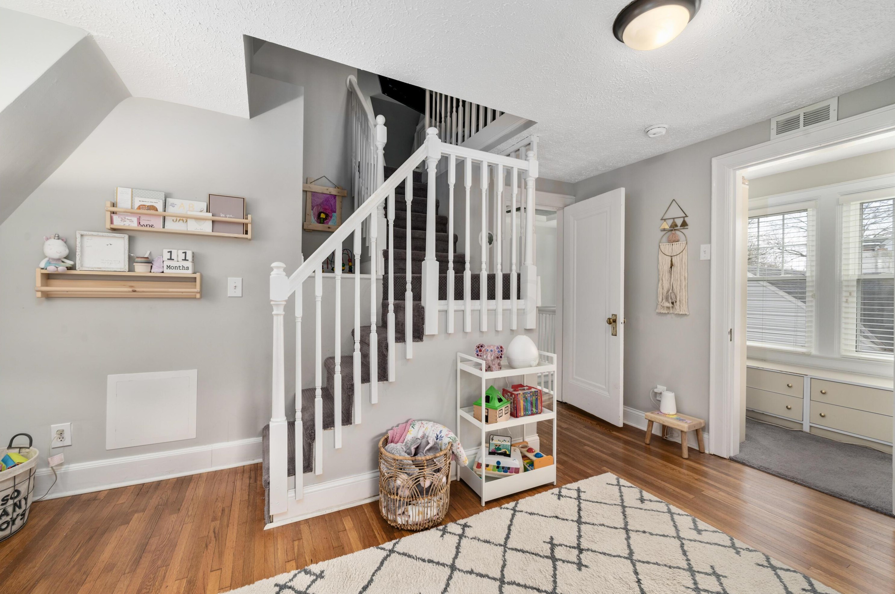 235 Remington Rd, Columbus OH 43209-2461 exterior