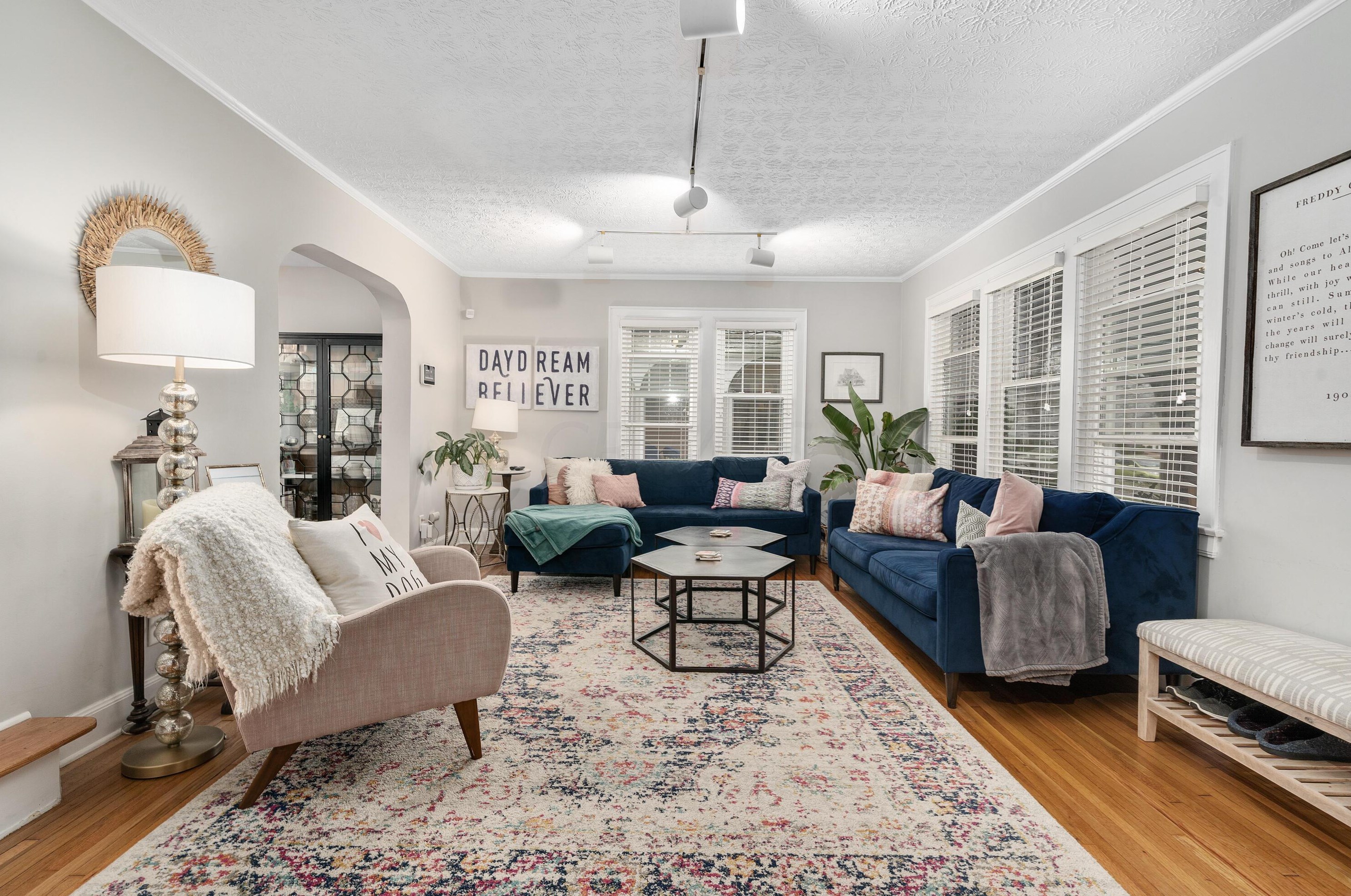 235 Remington Rd, Columbus OH 43209-2461 exterior