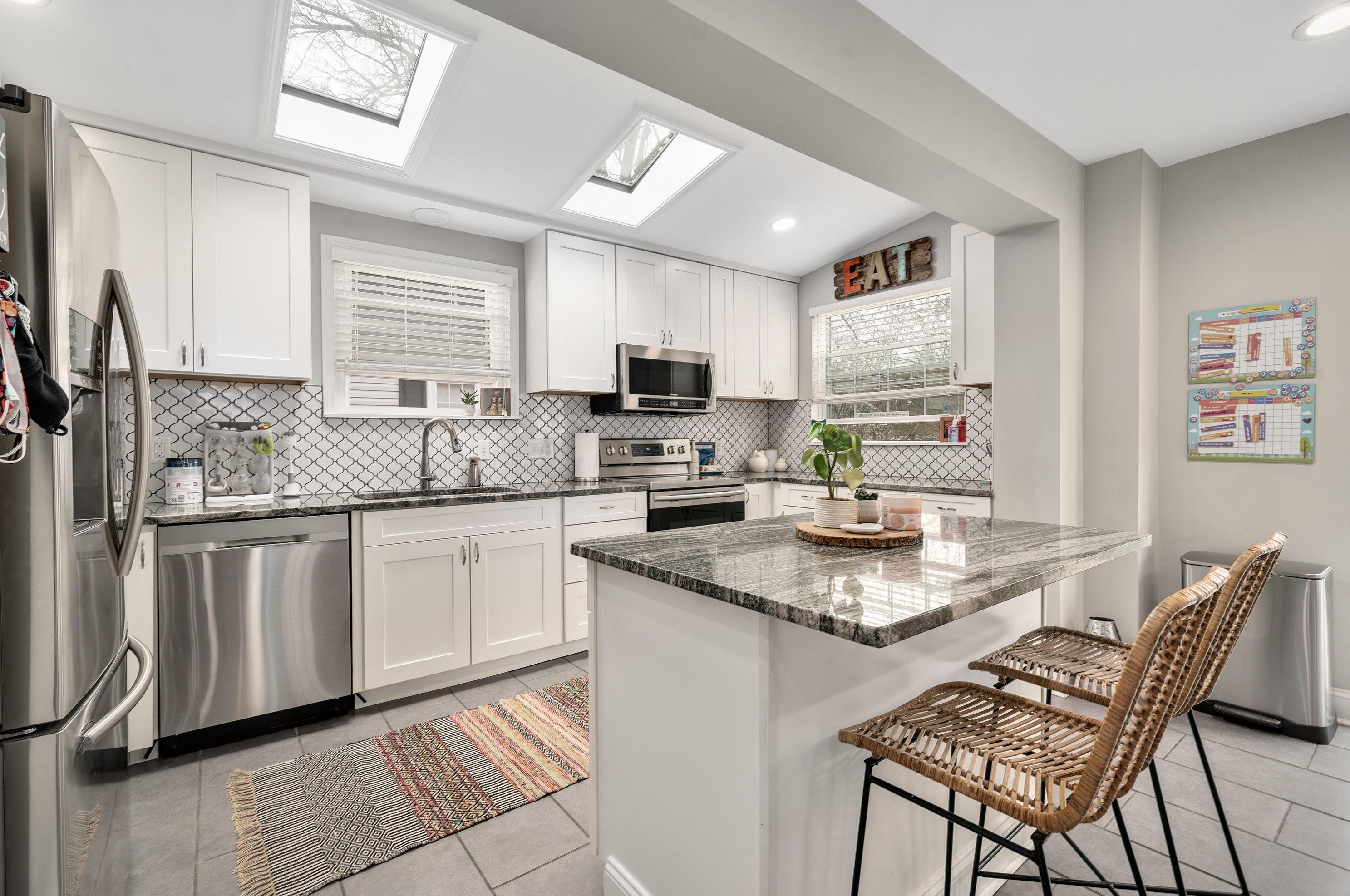 235 Remington Rd, Columbus OH 43209-2461 exterior