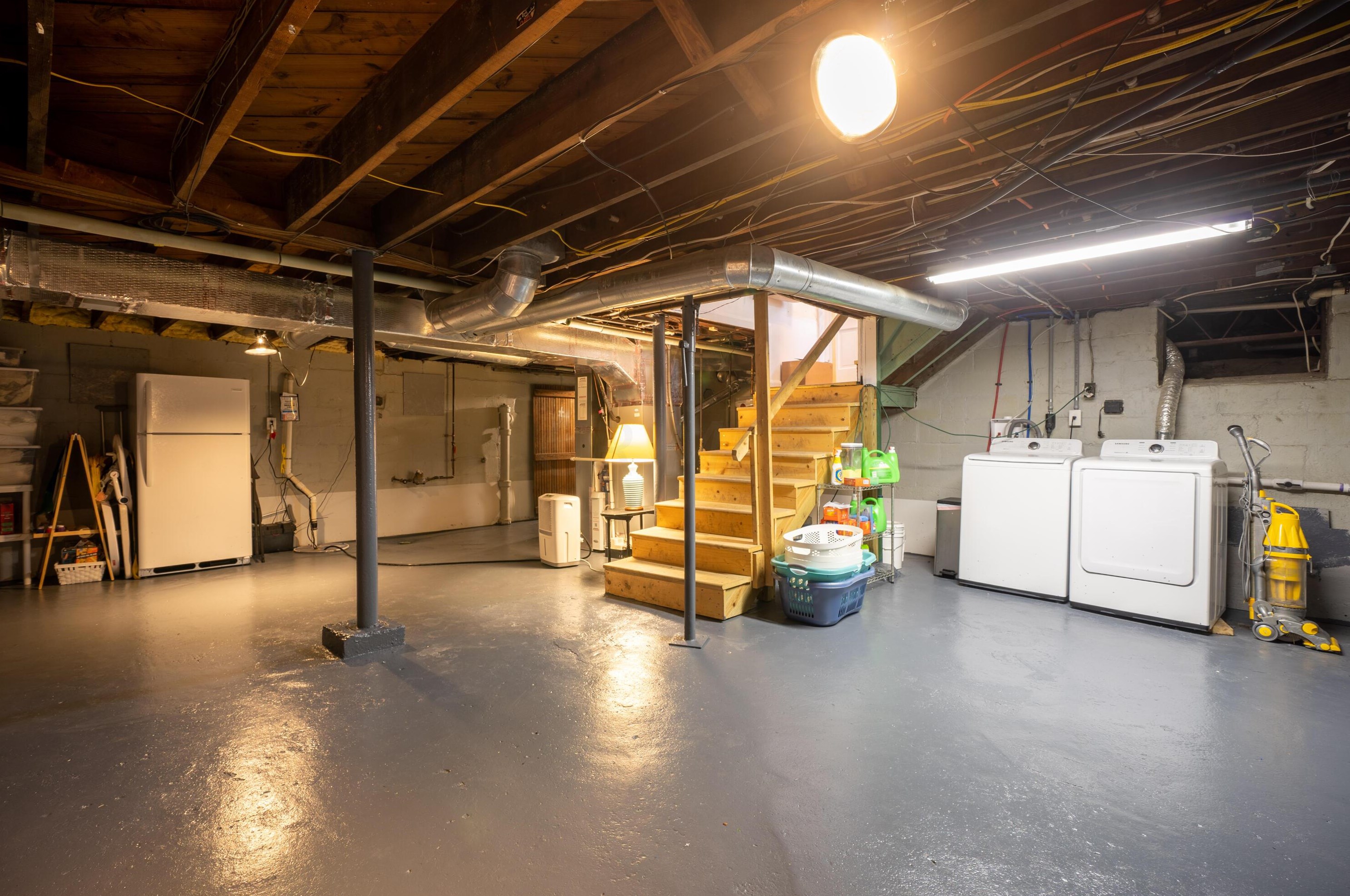 235 Remington Rd, Columbus OH 43209-2461 exterior