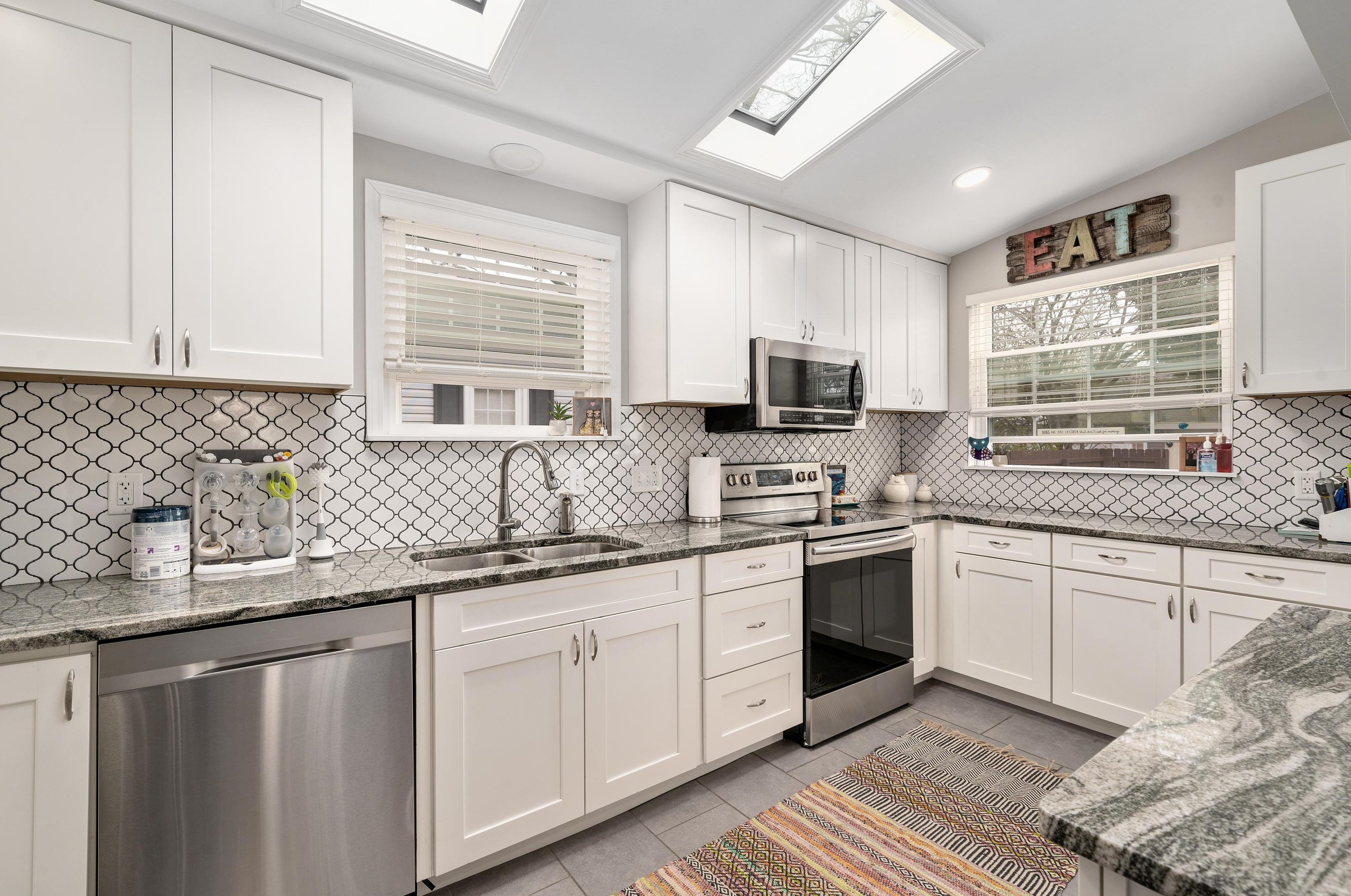 235 Remington Rd, Columbus OH 43209-2461 exterior