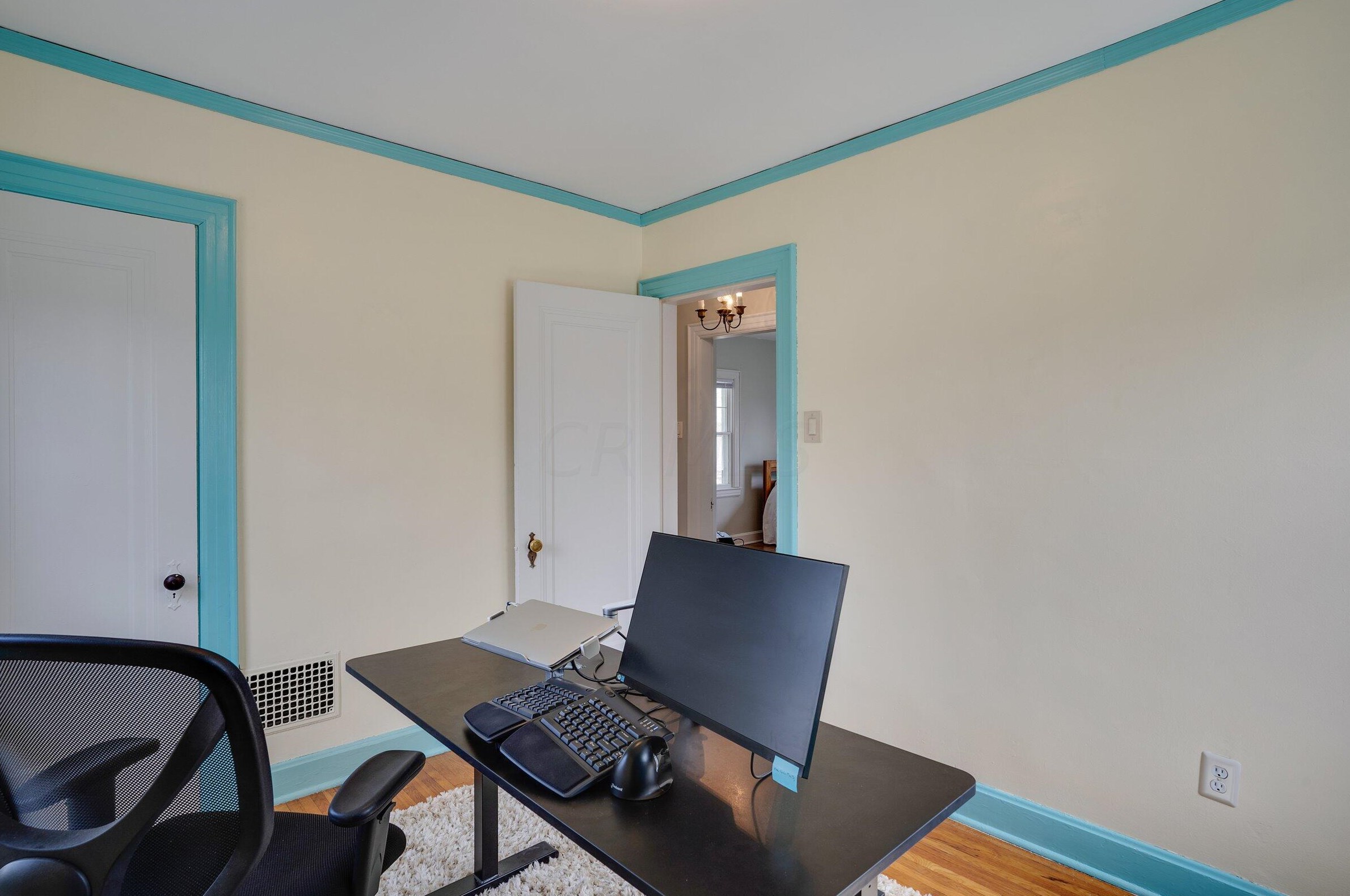 921 Remington Rd, Columbus OH 43209-2459 exterior