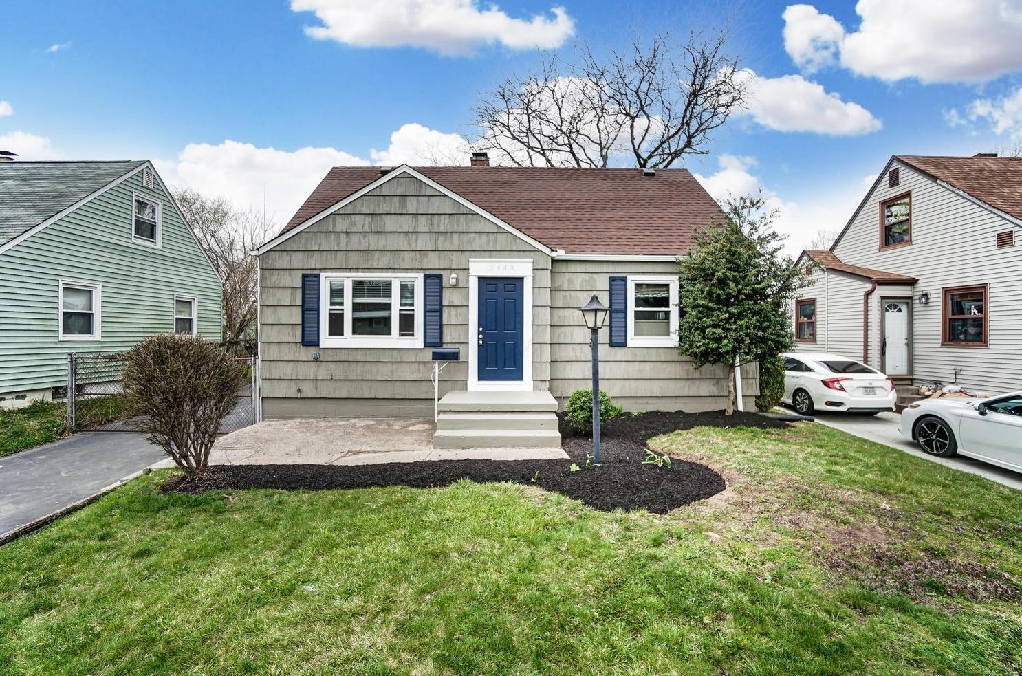 3443 Dresden St, Columbus, OH 43224-3442