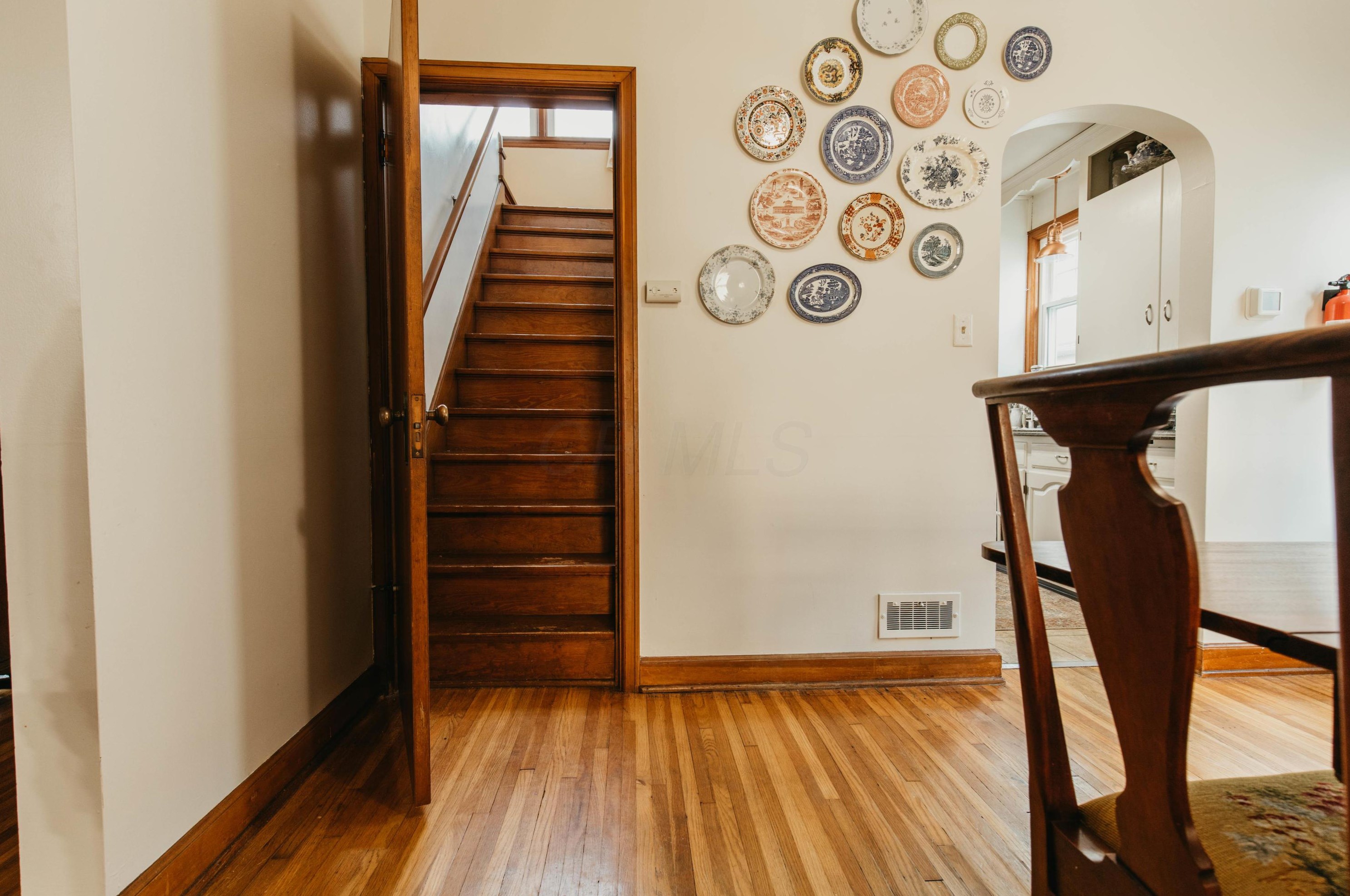 87 Brinker Ave, Columbus OH 43204-1365 exterior