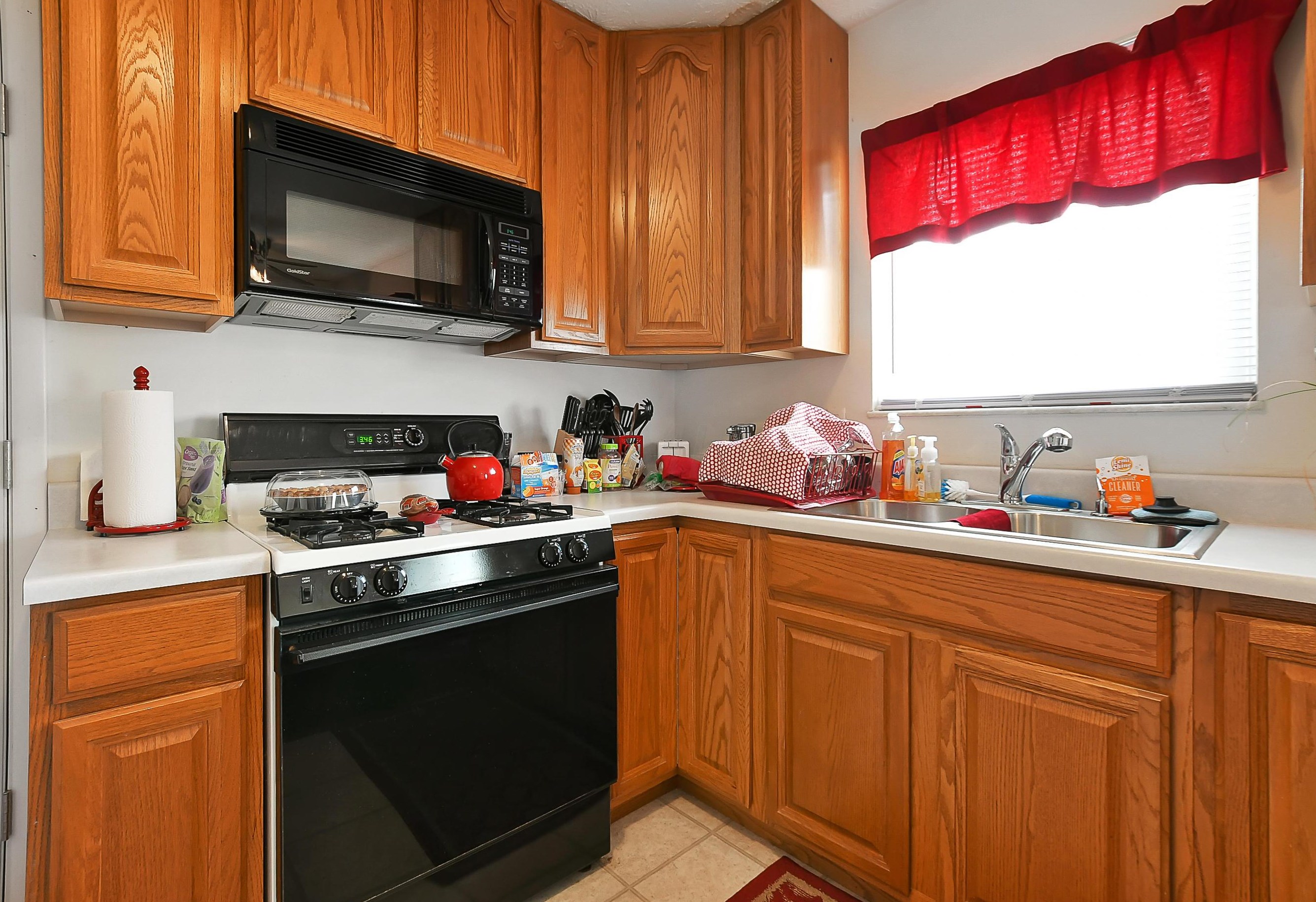 3232 Latonia Rd, Columbus OH 43232-6350 exterior