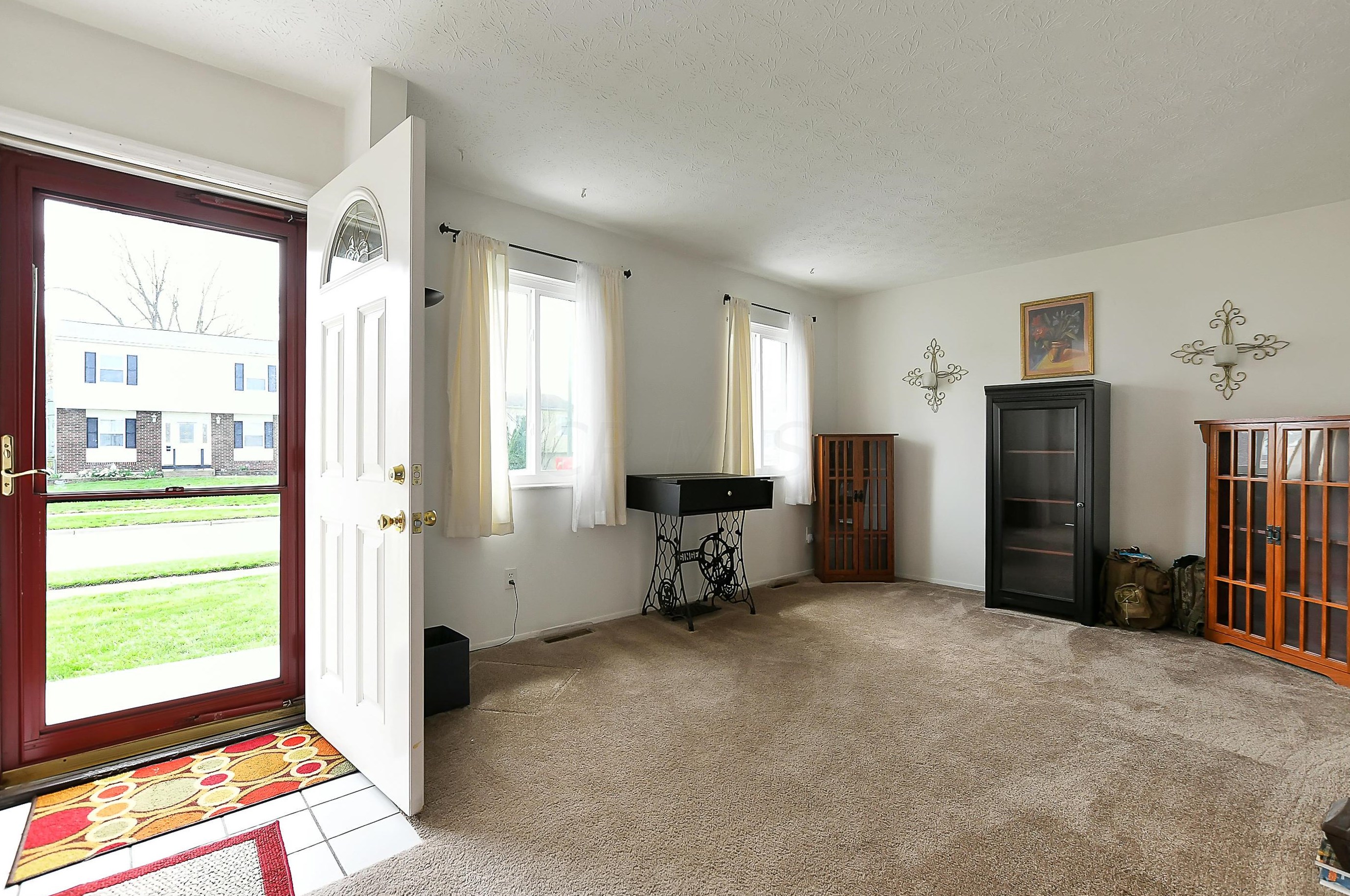 3232 Latonia Rd, Columbus OH 43232-6350 exterior