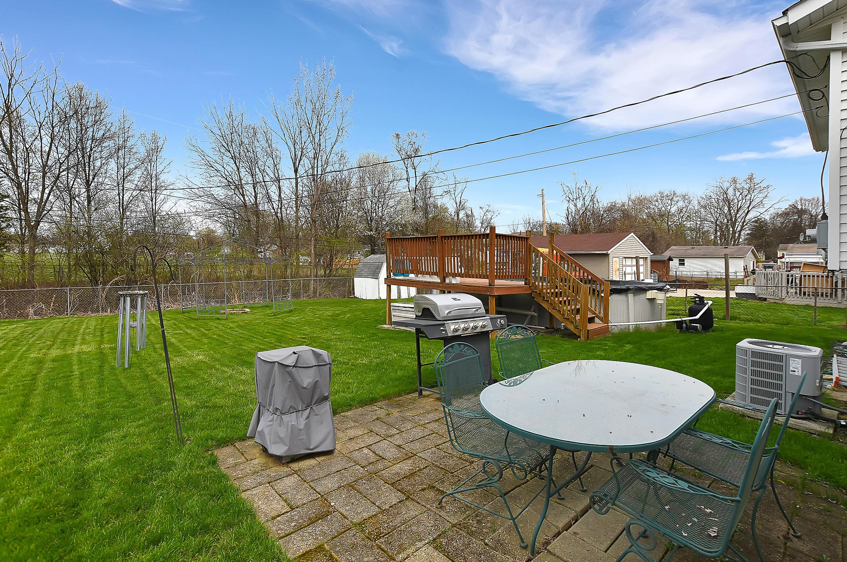 3232 Latonia Rd, Columbus OH 43232-6350 exterior