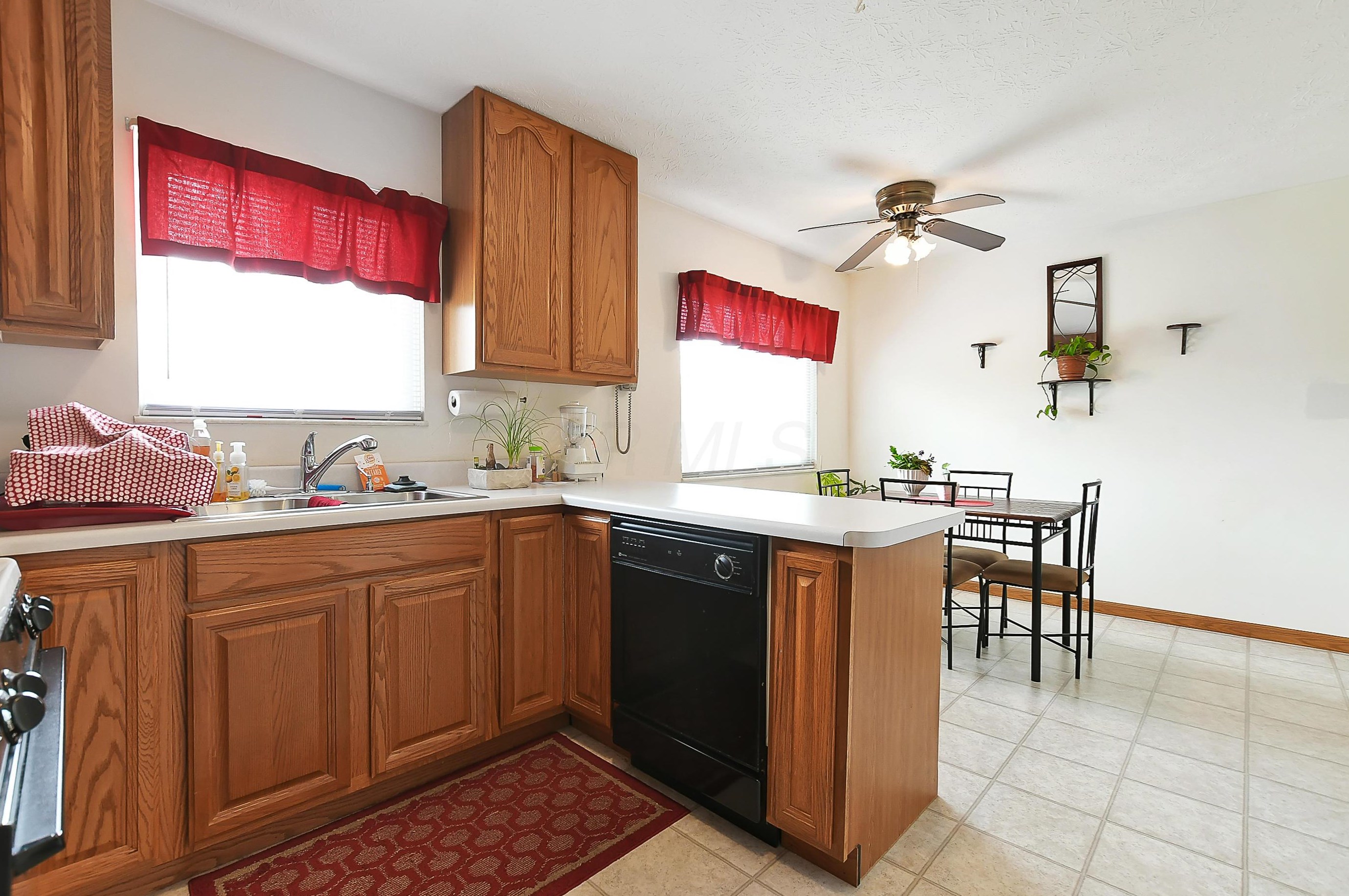 3232 Latonia Rd, Columbus OH 43232-6350 exterior