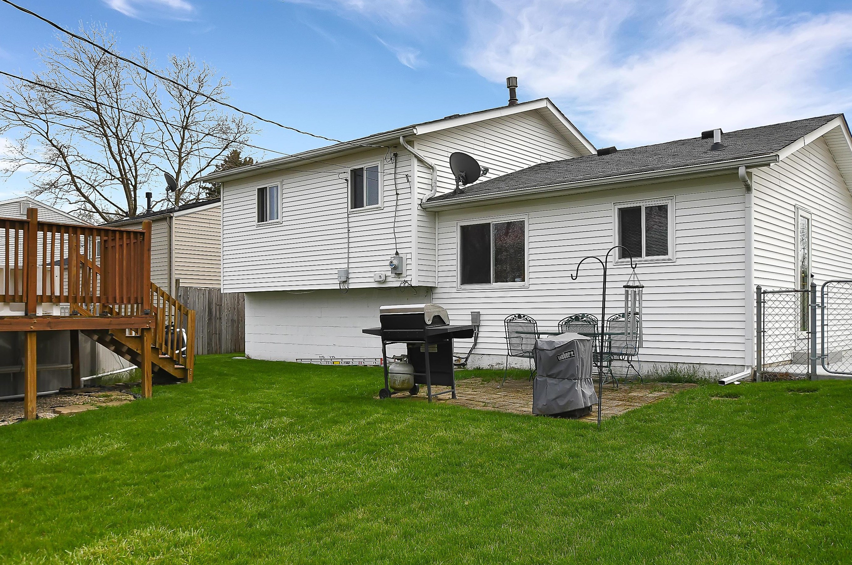 3232 Latonia Rd, Columbus OH 43232-6350 exterior