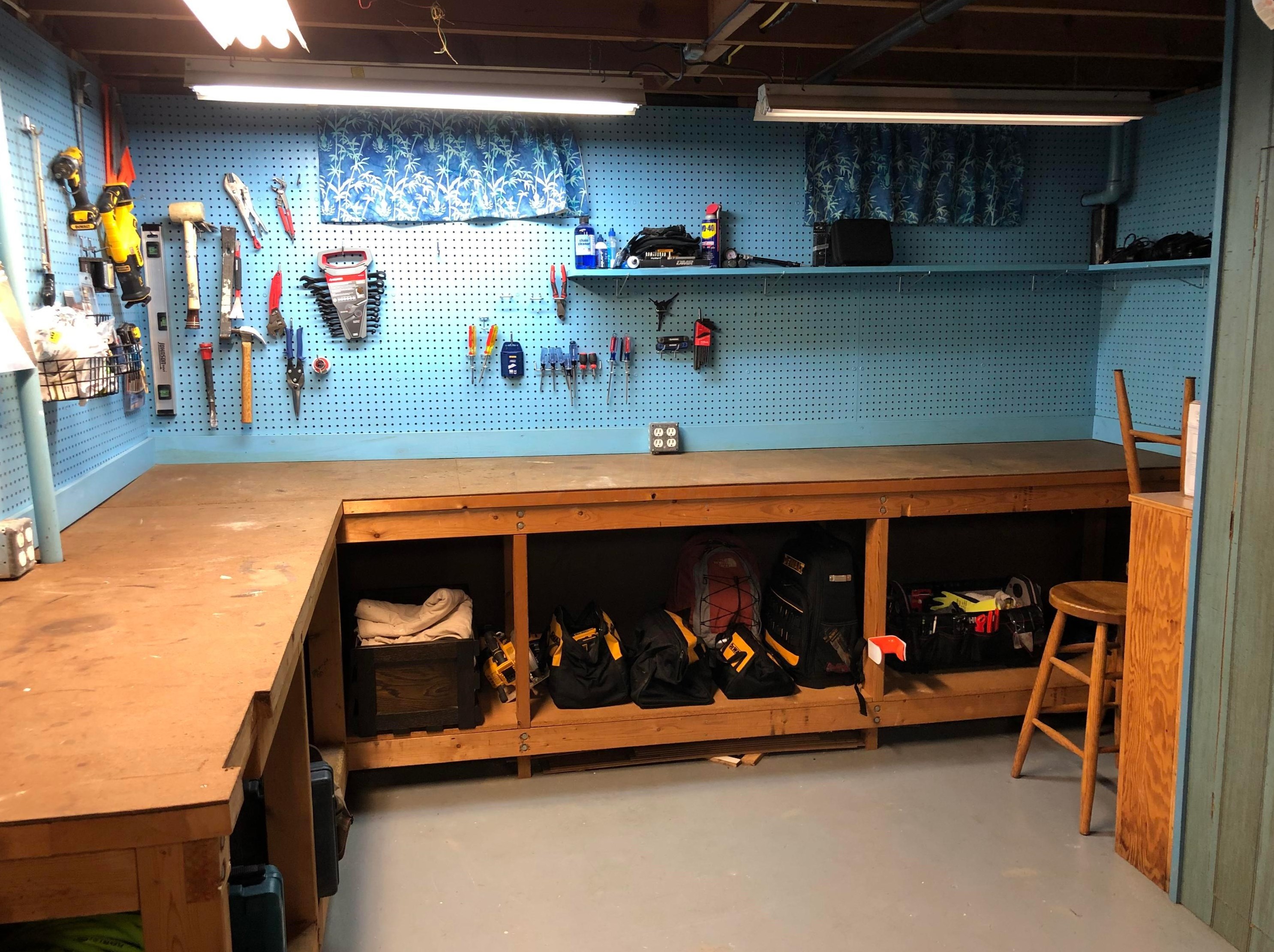 838 Janet Dr, Columbus OH 43224-2638 exterior