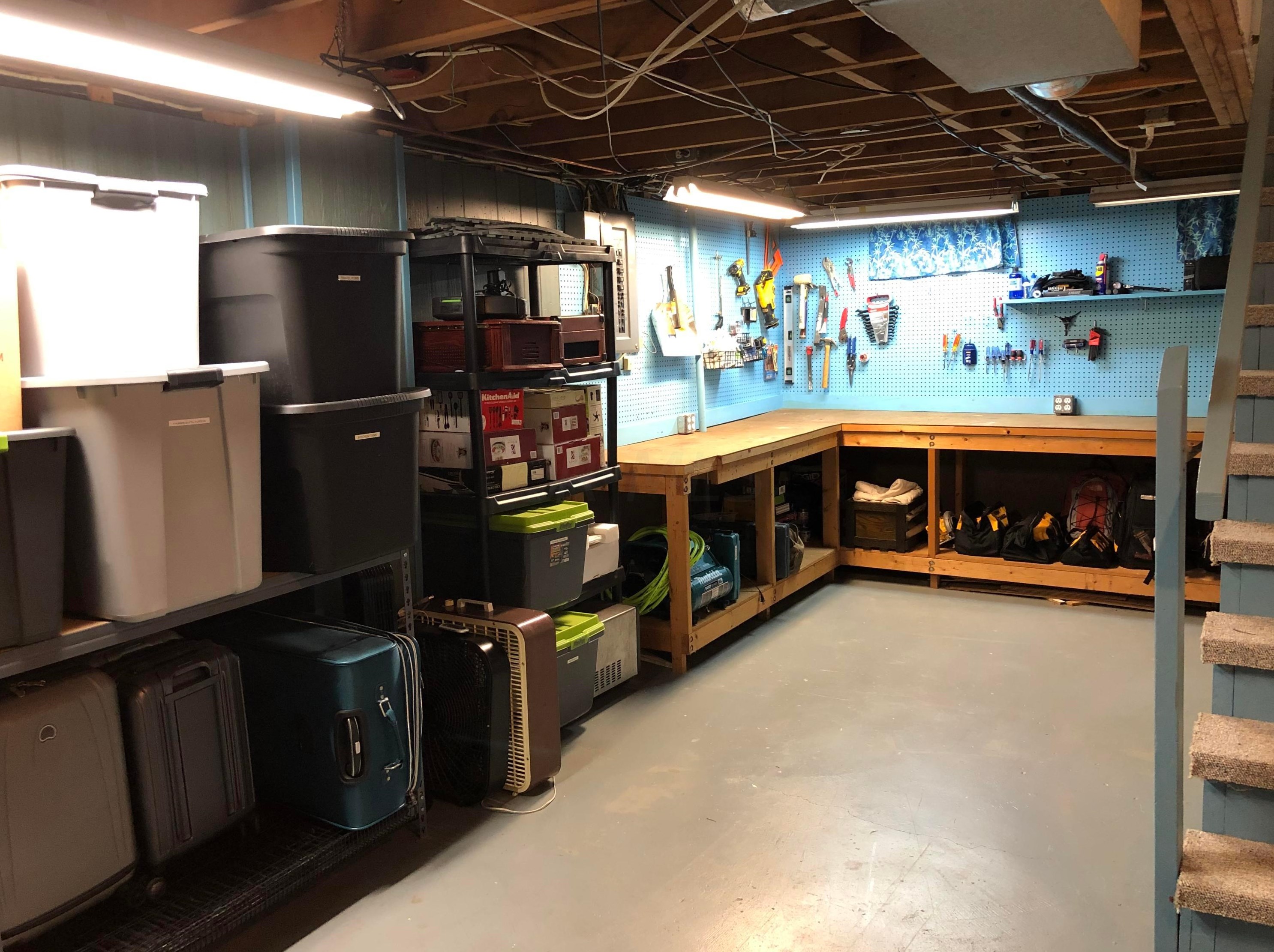 838 Janet Dr, Columbus OH 43224-2638 exterior