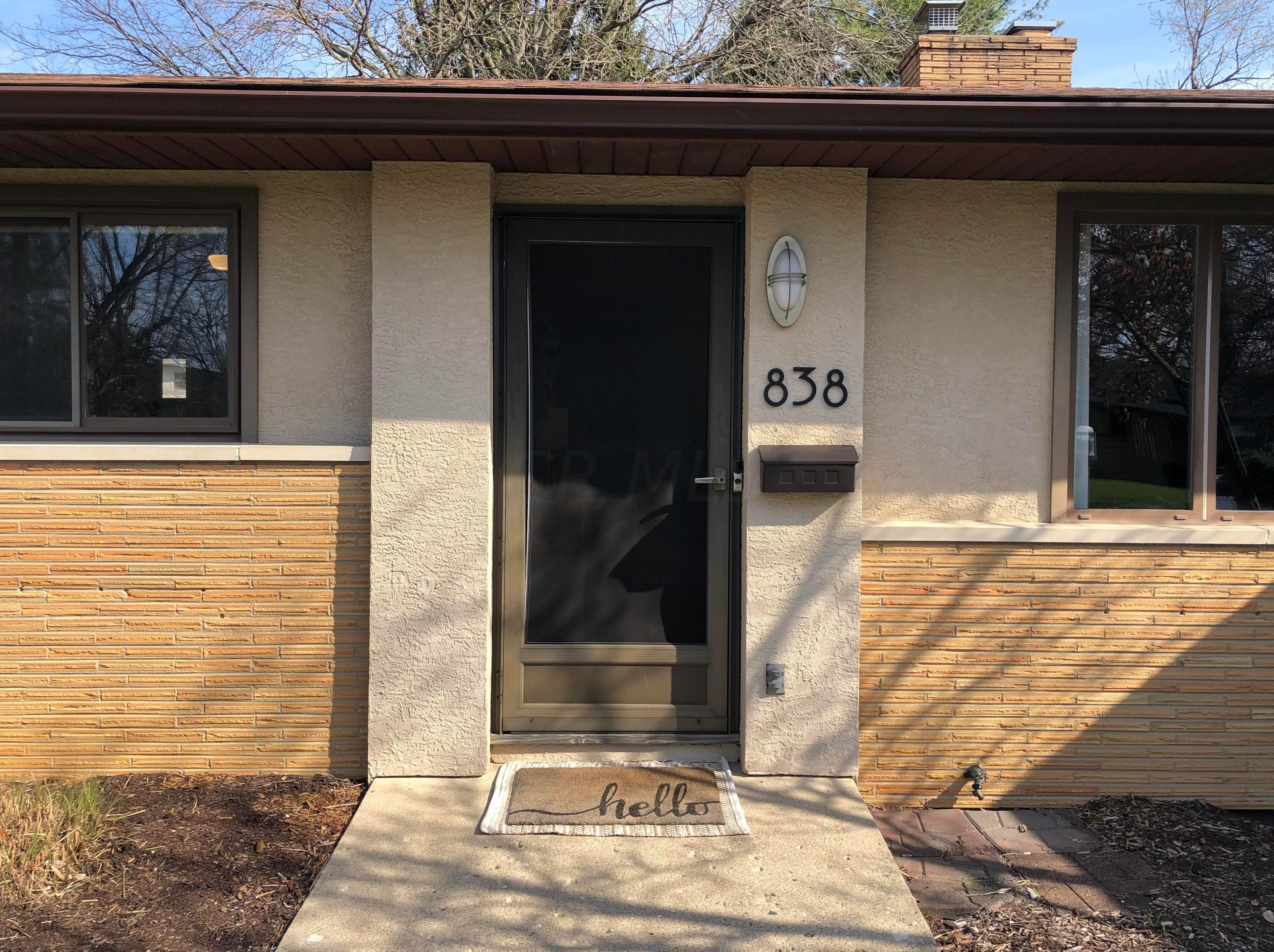 838 Janet Dr, Columbus OH 43224-2638 exterior