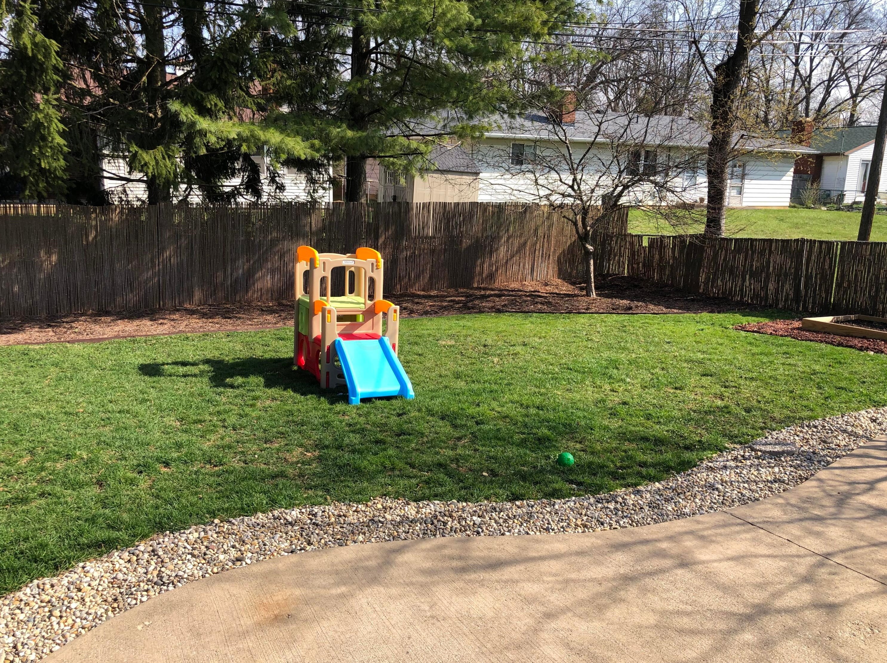 838 Janet Dr, Columbus OH 43224-2638 exterior