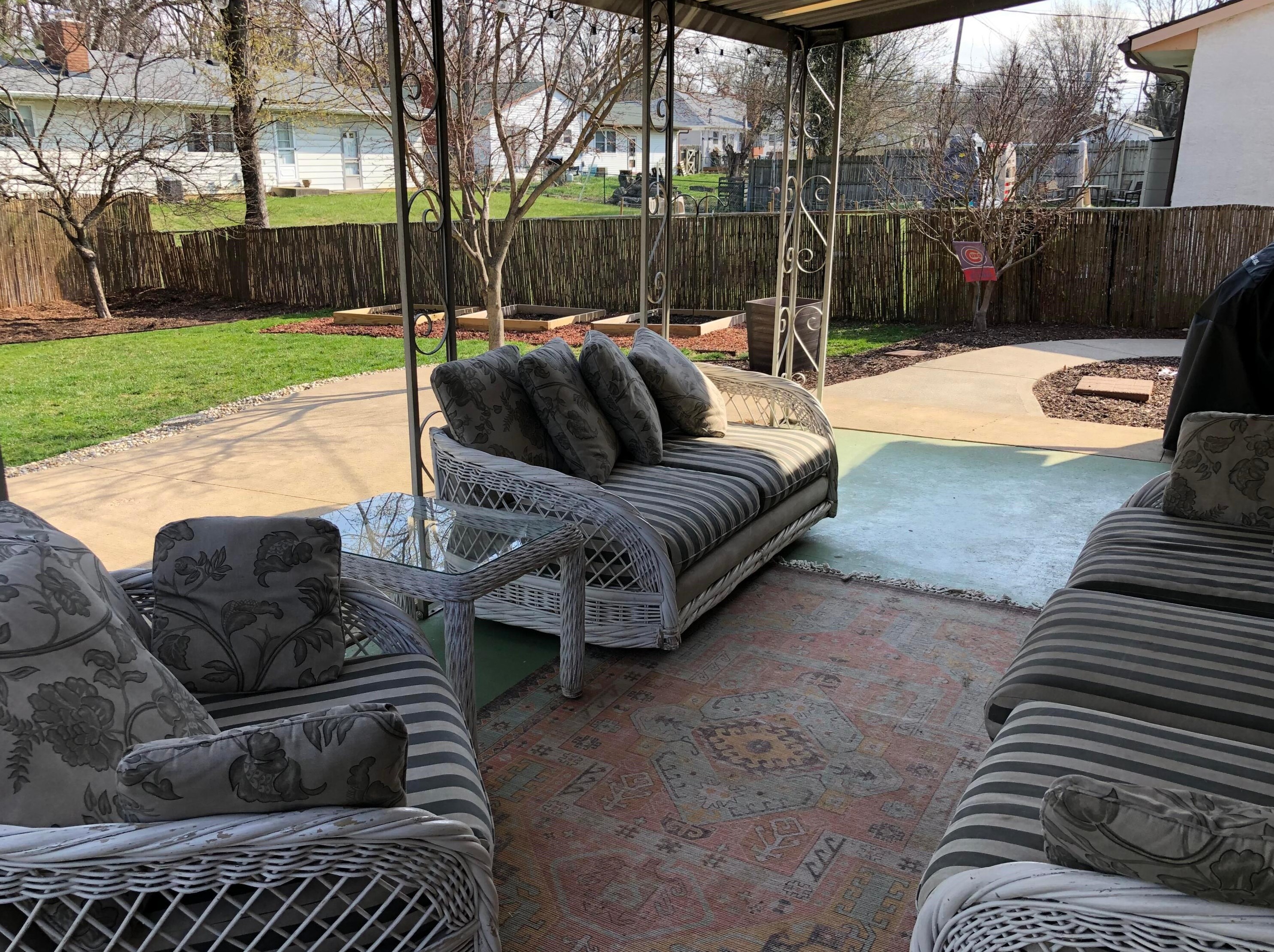 838 Janet Dr, Columbus OH 43224-2638 exterior