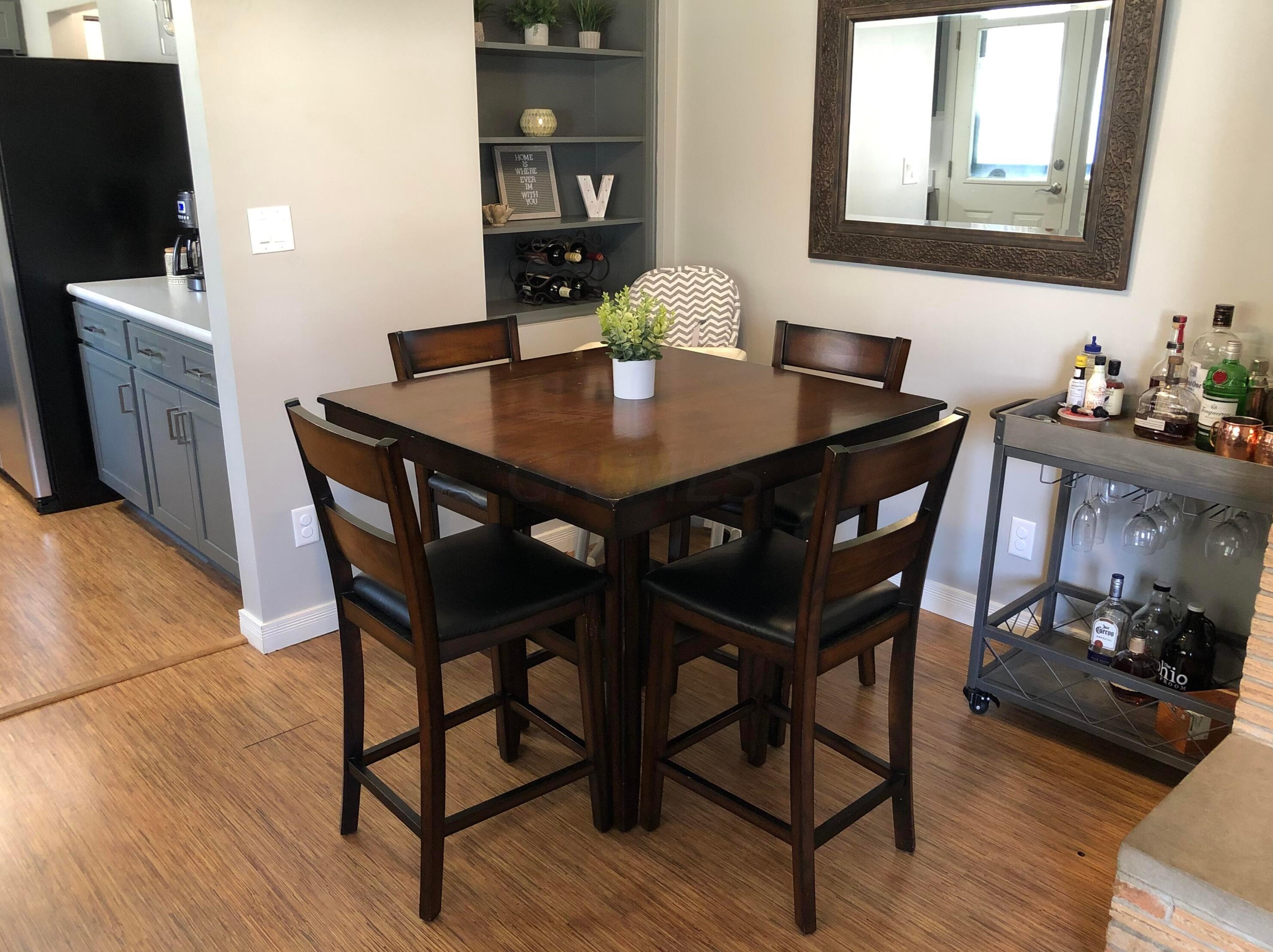 838 Janet Dr, Columbus OH 43224-2638 exterior