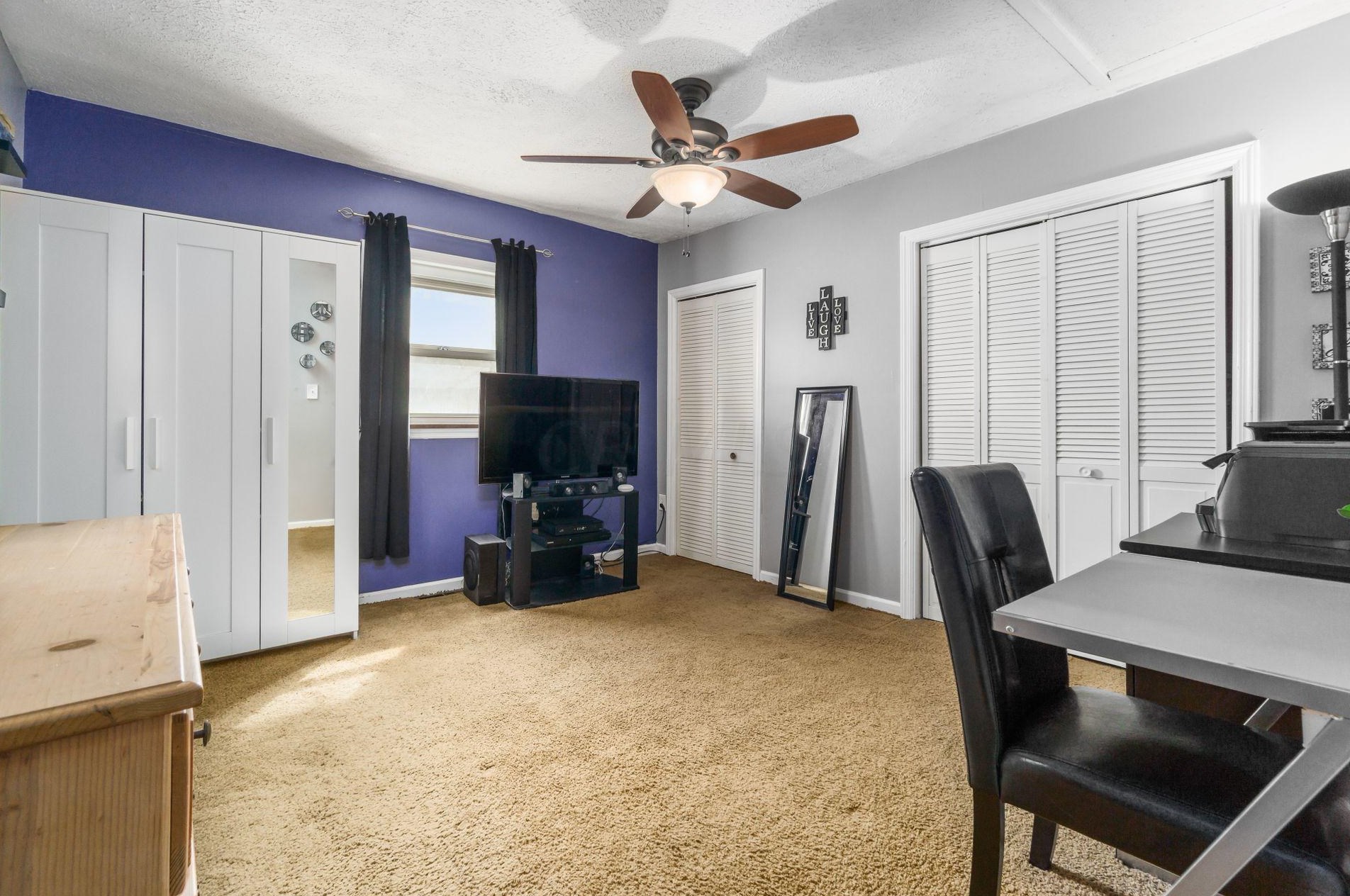 947 Hart Rd, Columbus OH 43223-3326 exterior