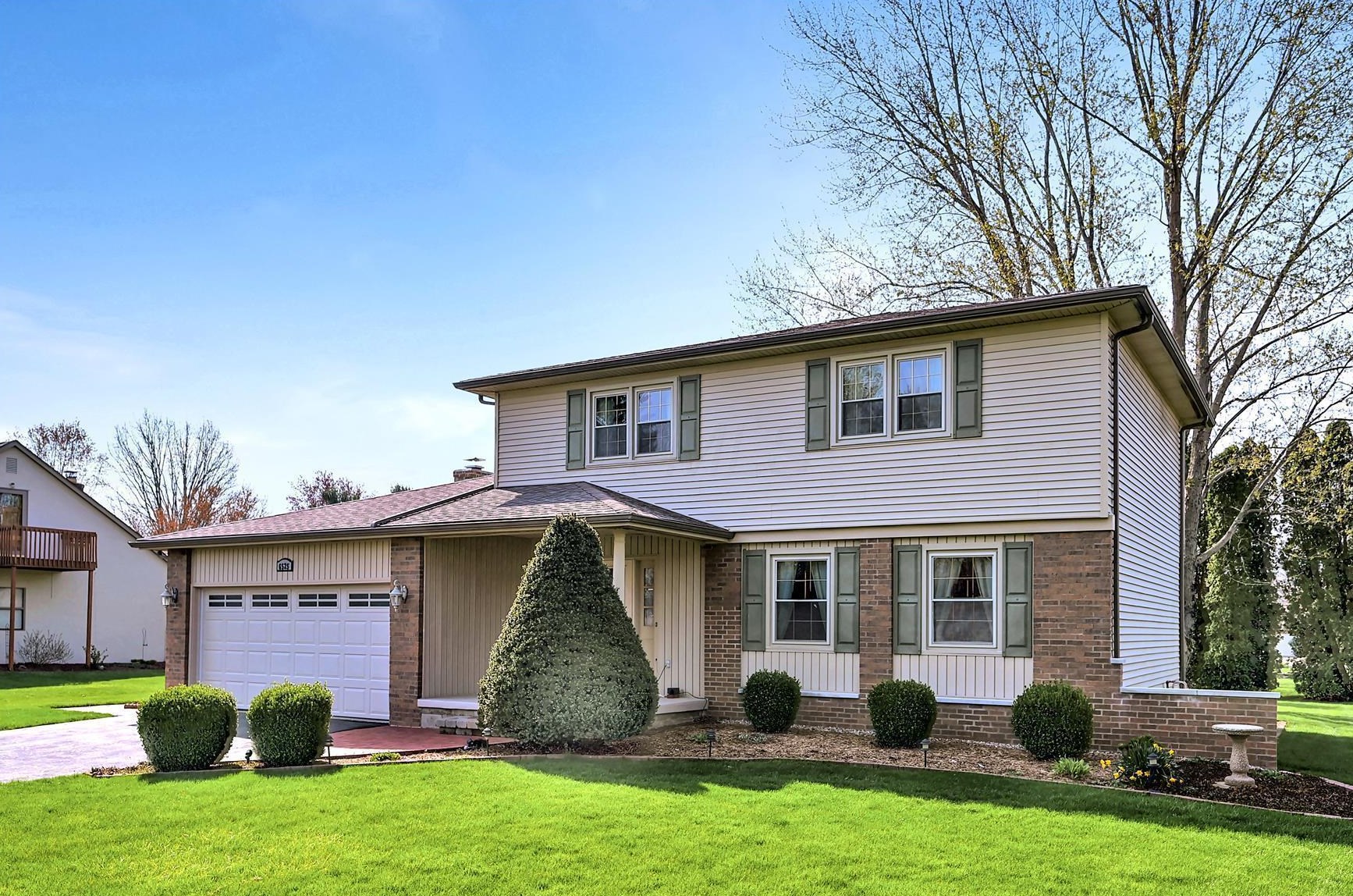 6525 Riverton Cir, Pickerington, OH 43147-9151