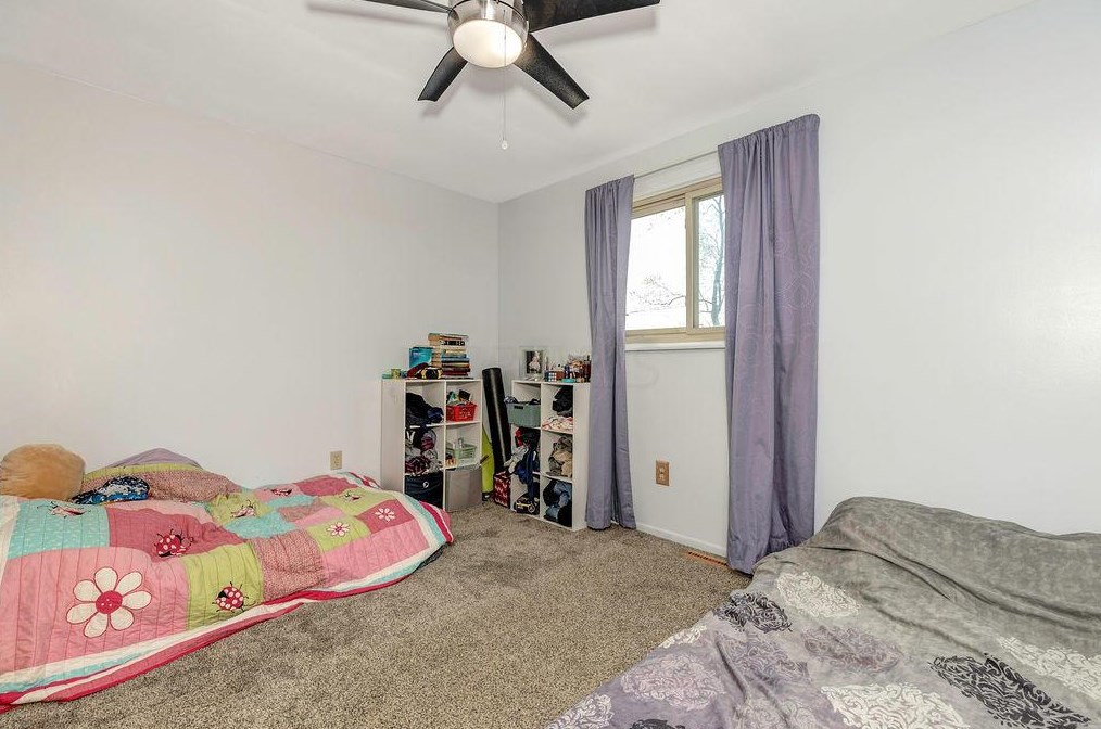 5023 Albany Dr, Columbus OH 43232-6229 exterior