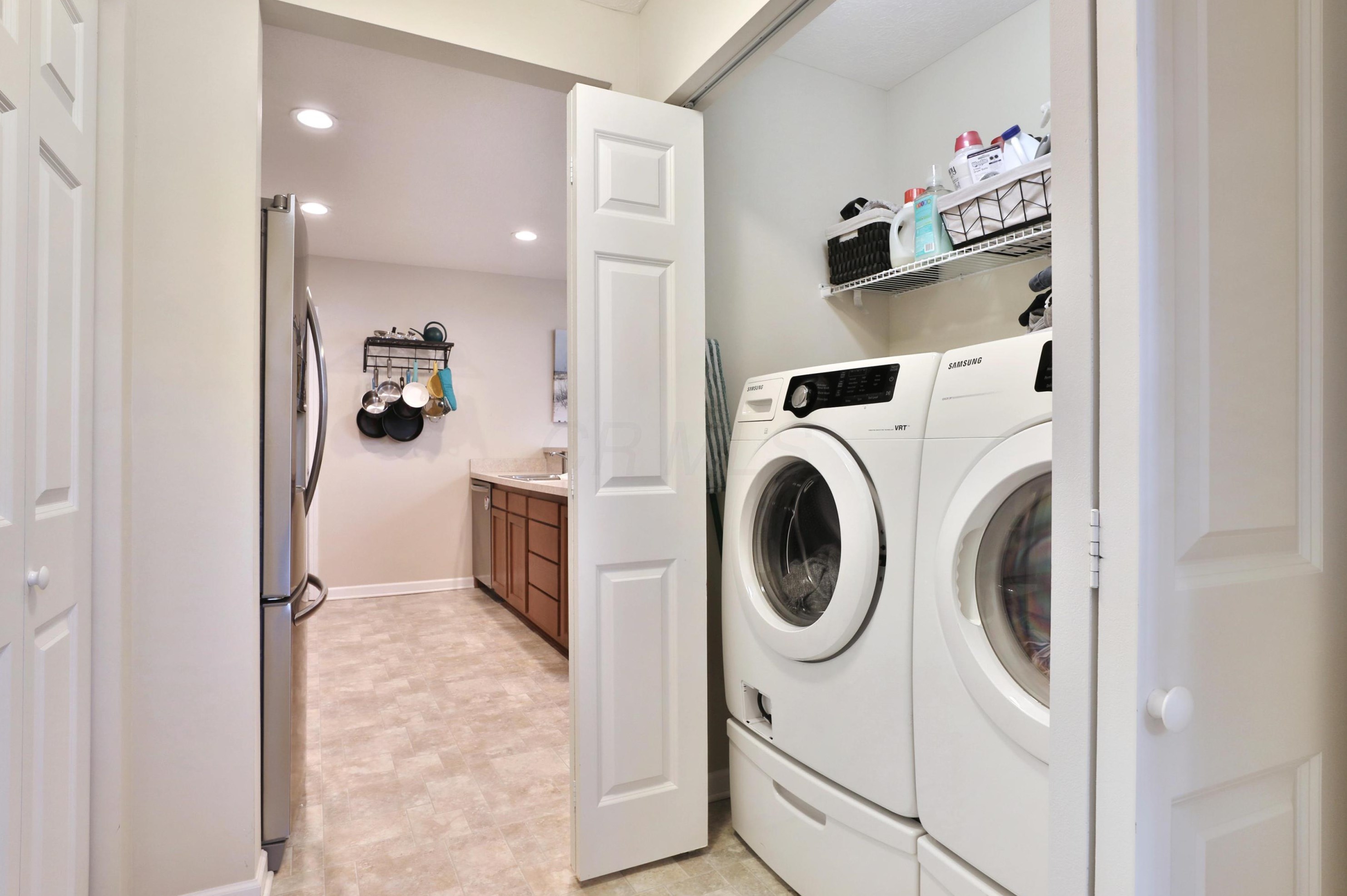 893 Heyl Ave, Columbus OH 43206-2485 exterior