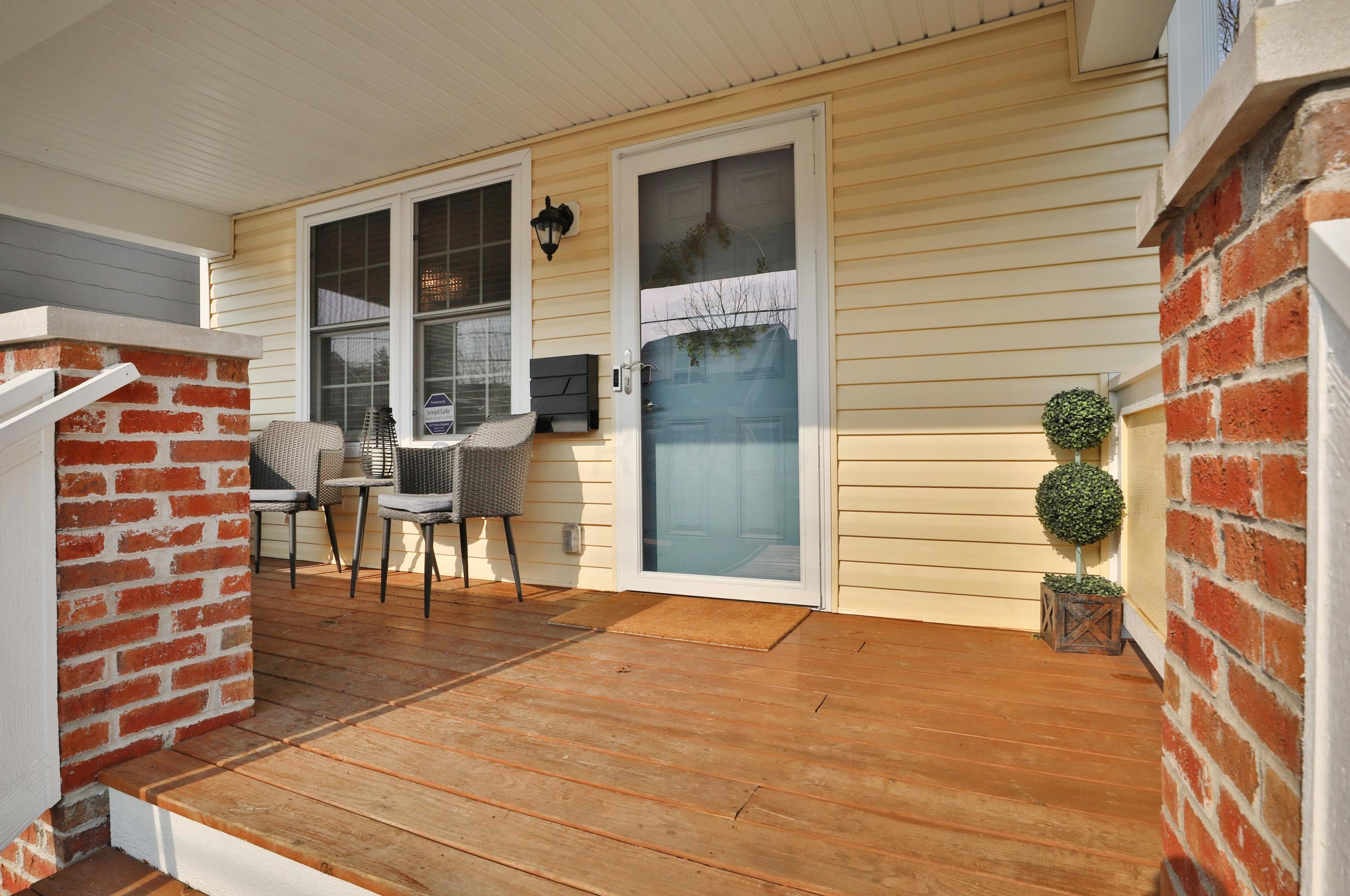 893 Heyl Ave, Columbus, OH 43206-2485