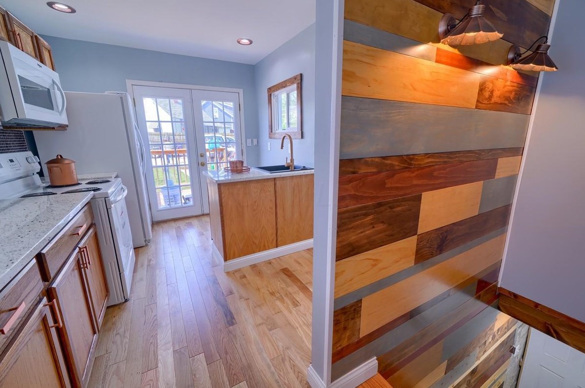 1438 Atcheson St, Columbus OH  43203-1121 exterior