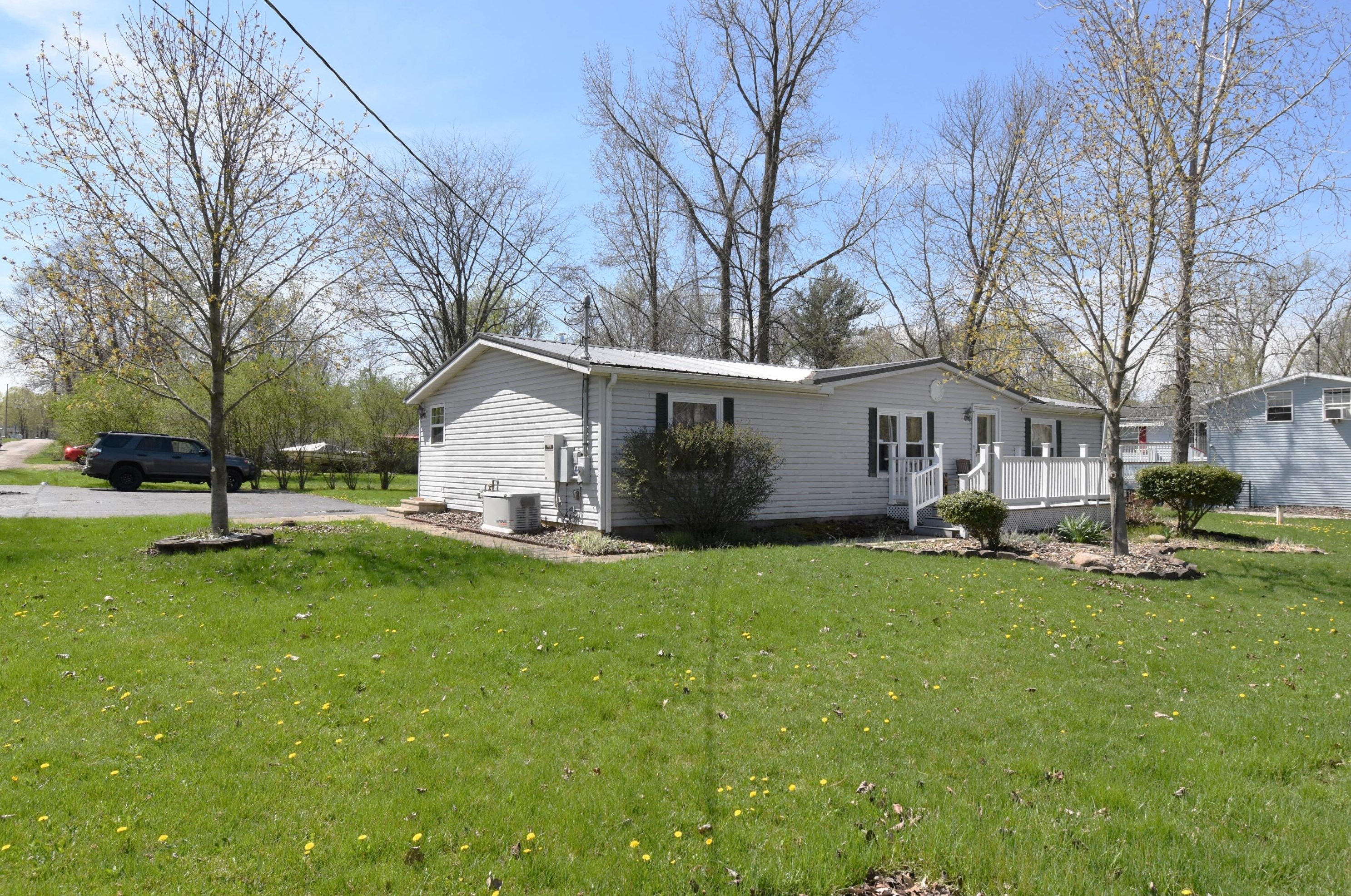 5181 Beaver Rd, Thornville, OH 43076-9183