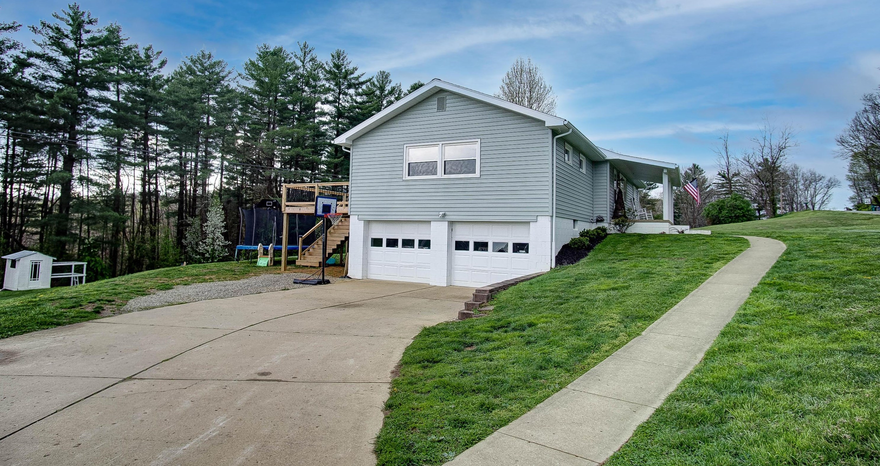 5555 Cutler Lake Rd, Blue Rock, OH 43720
