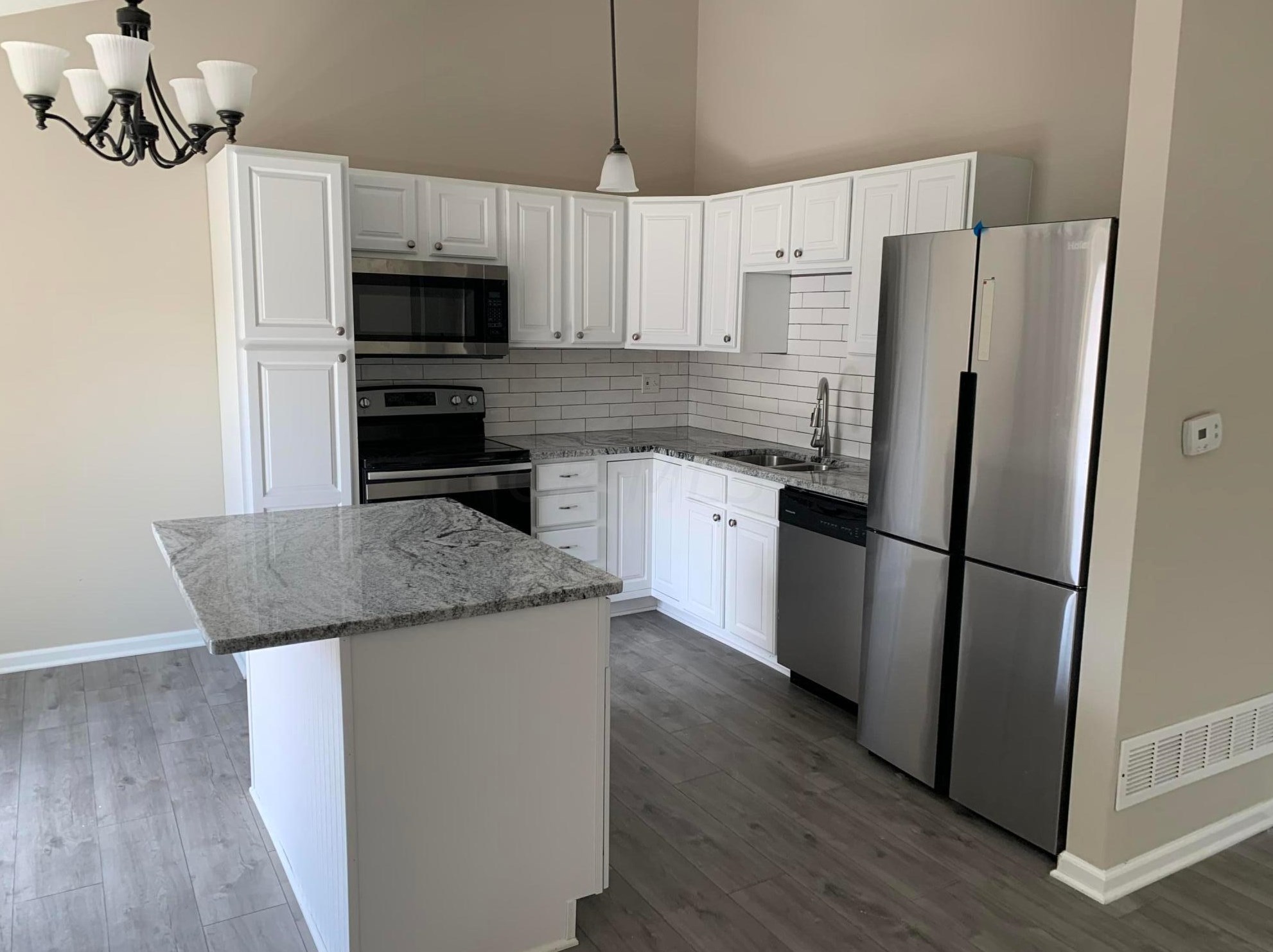 3332 Chetwood Pl, Dublin, OH 43017-1636