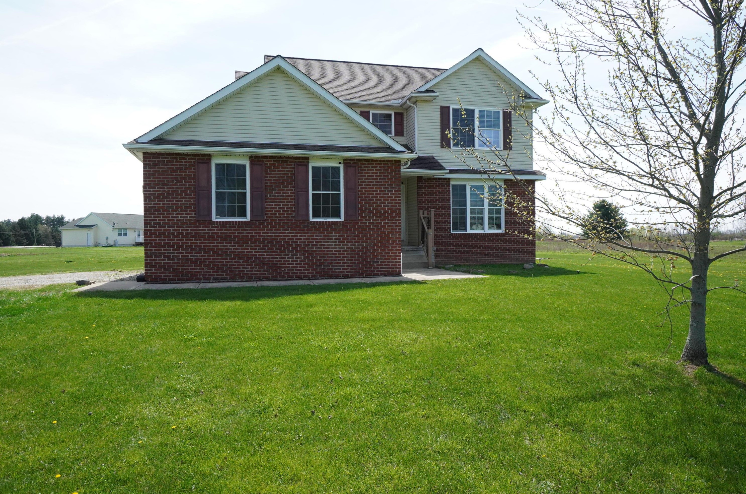 3314 Johnstown Rd, Centerburg, OH 43011-8426