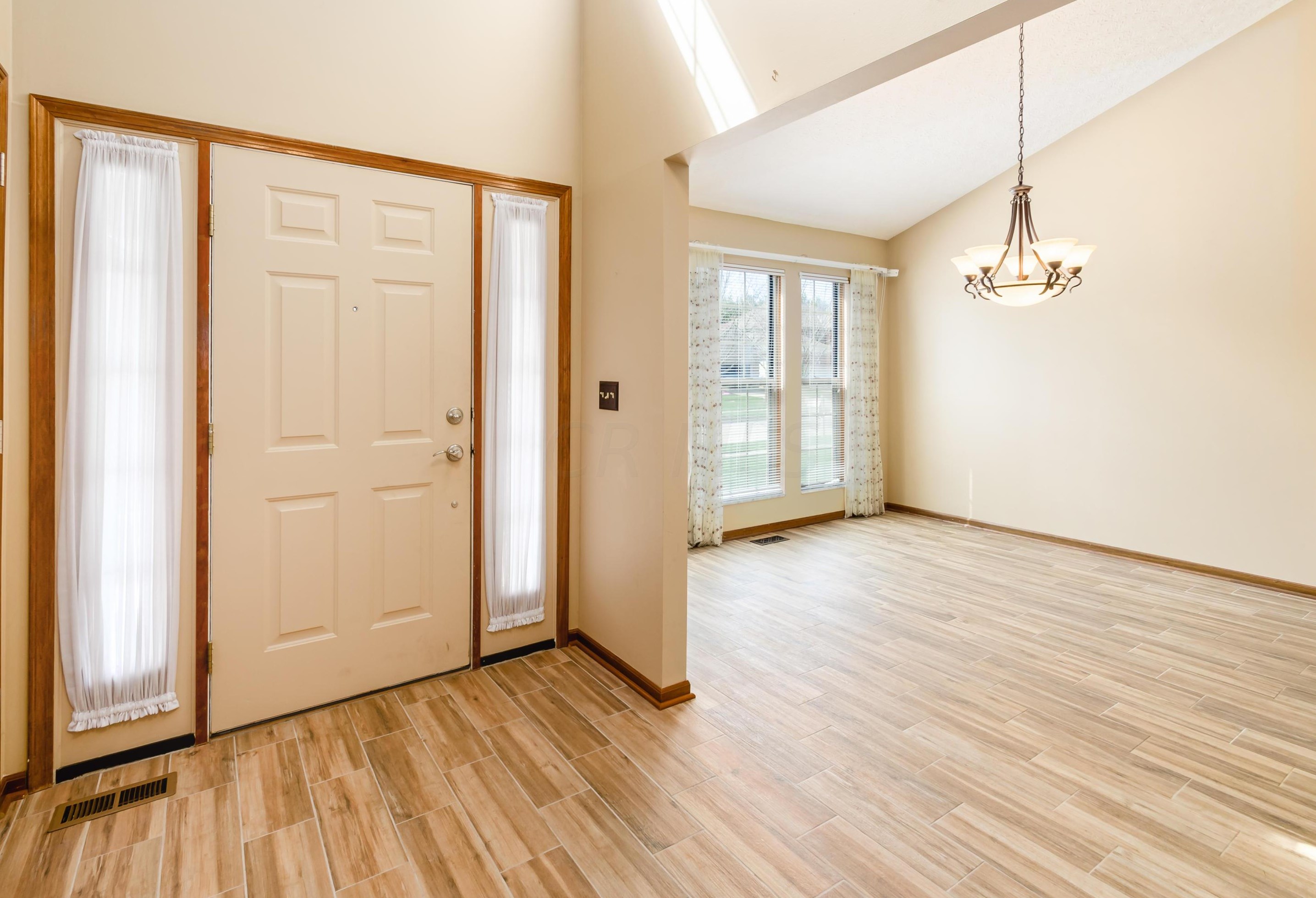 5807 Killiney Ln, Dublin, OH 43016-3239