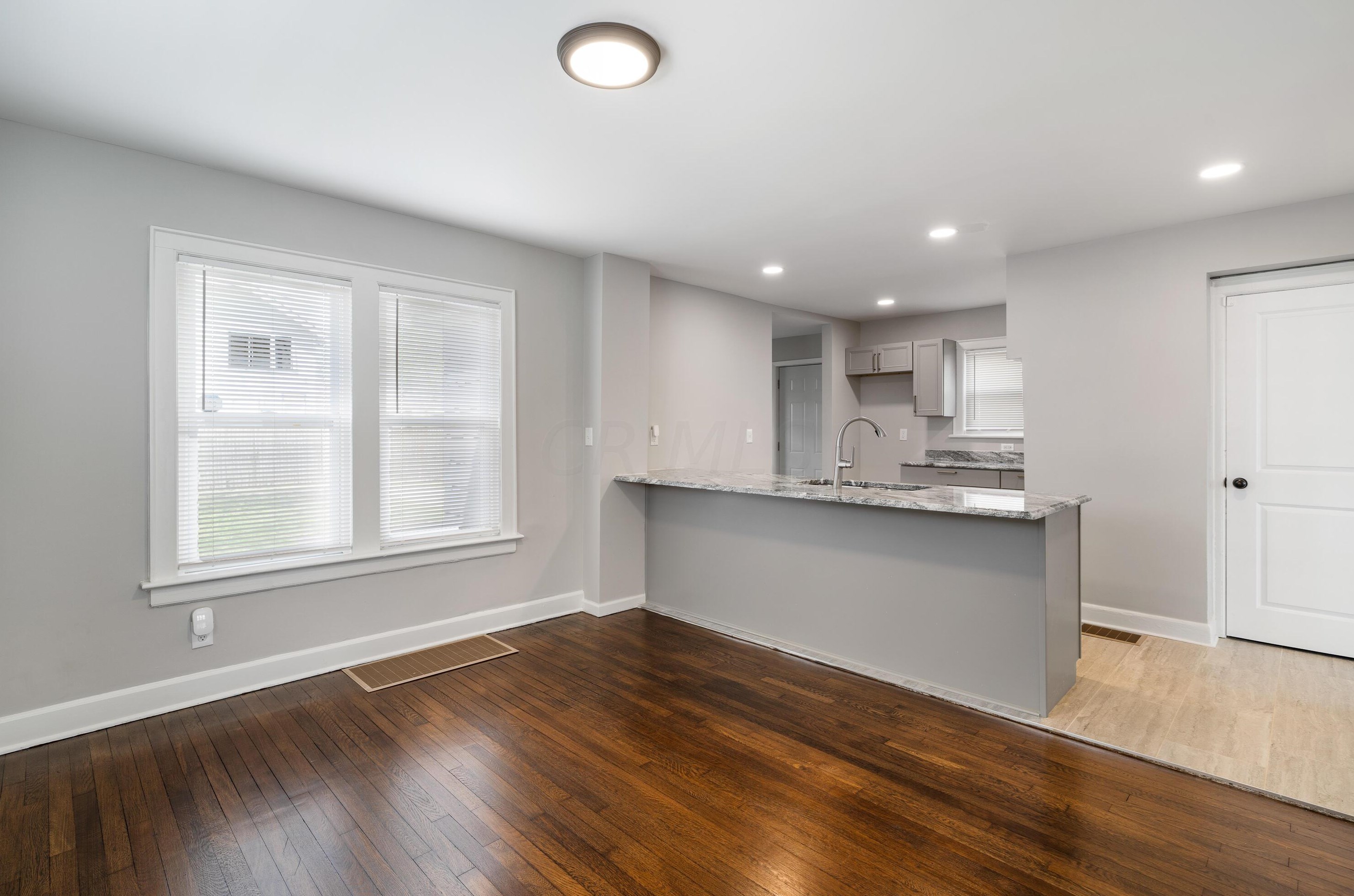 1109 Ellsworth Ave, Columbus OH  43206-1713 exterior