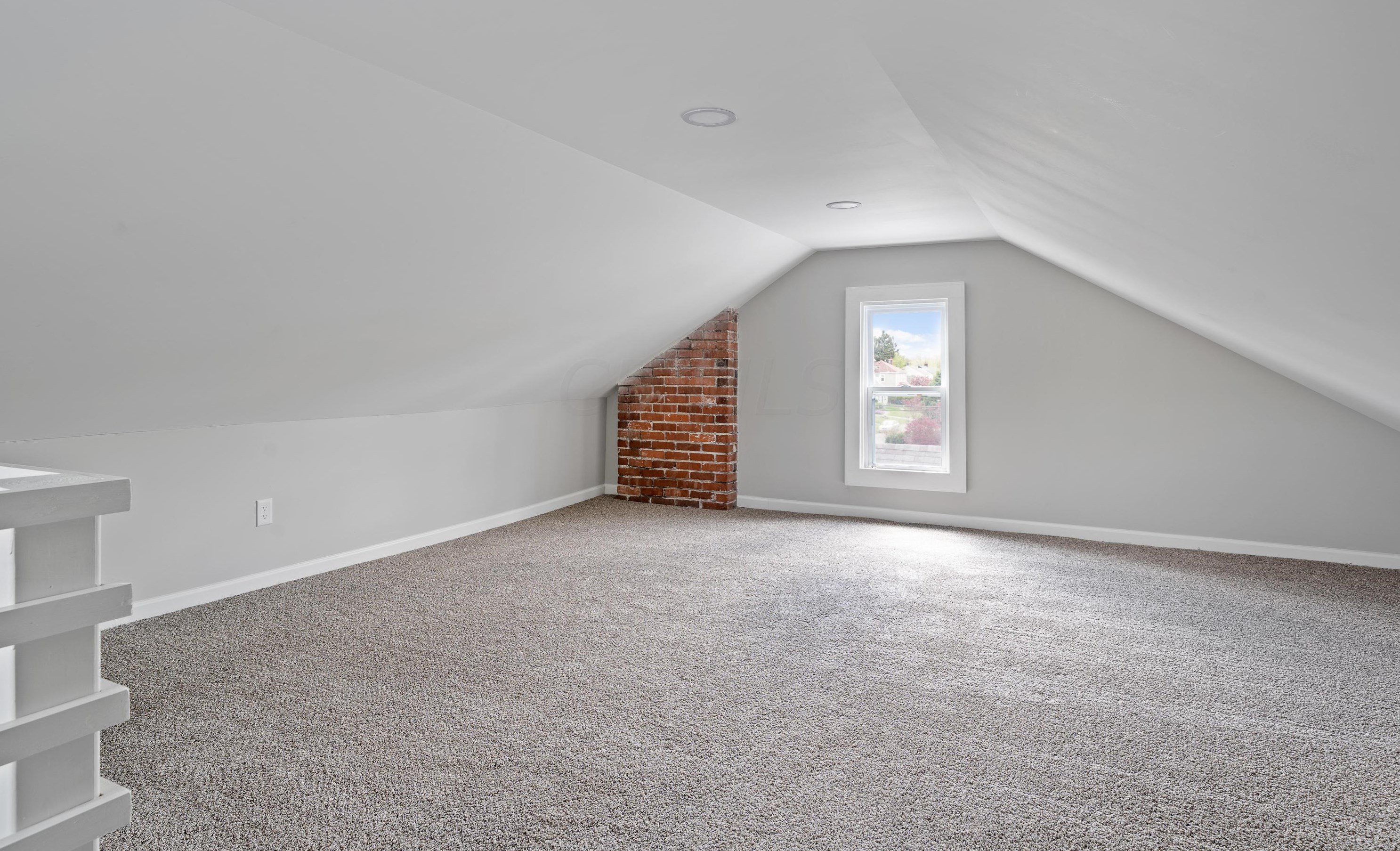 1109 Ellsworth Ave, Columbus OH  43206-1713 exterior