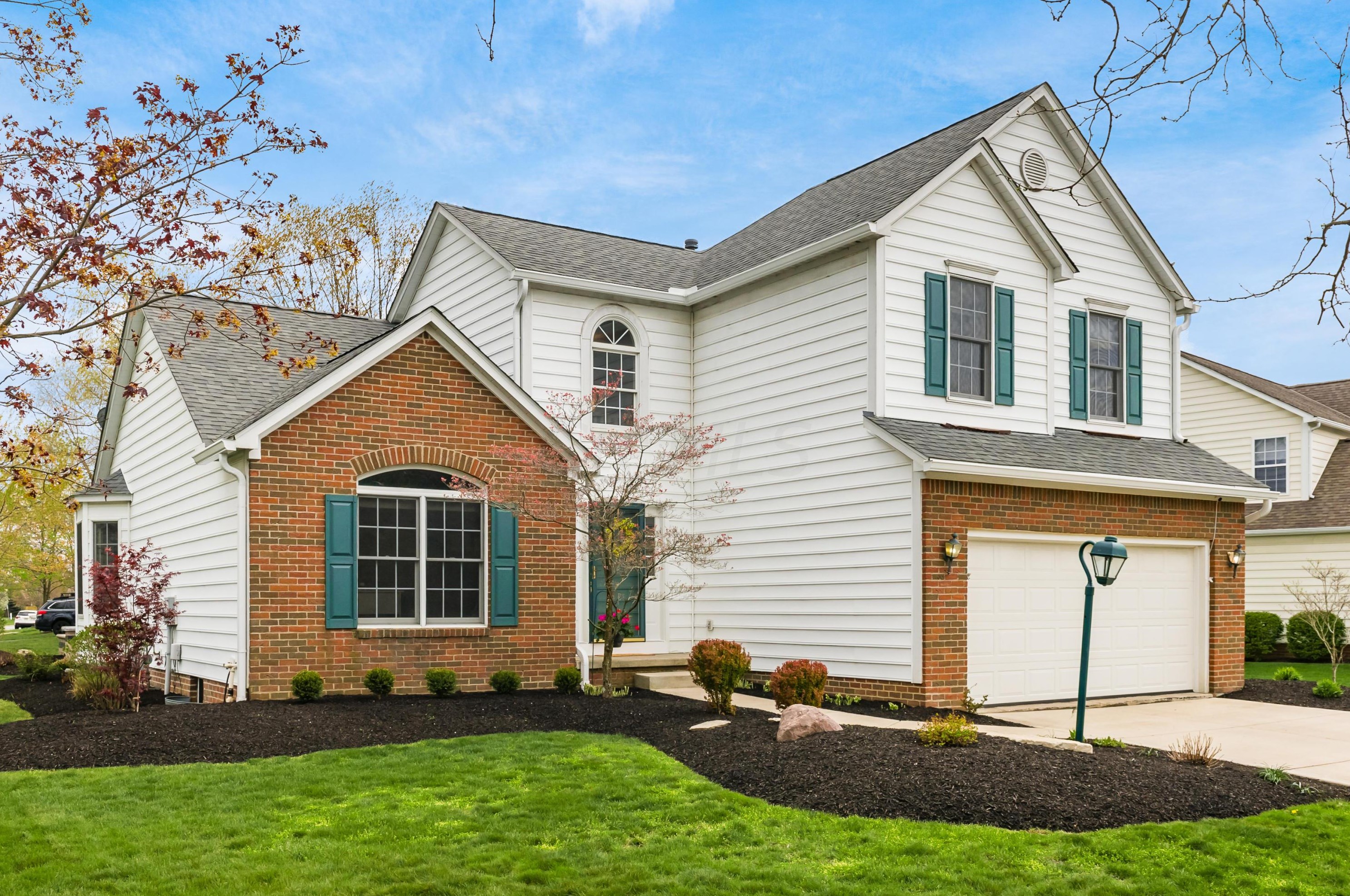6707 Sunningdale Dr, Westerville, OH 43082-7738