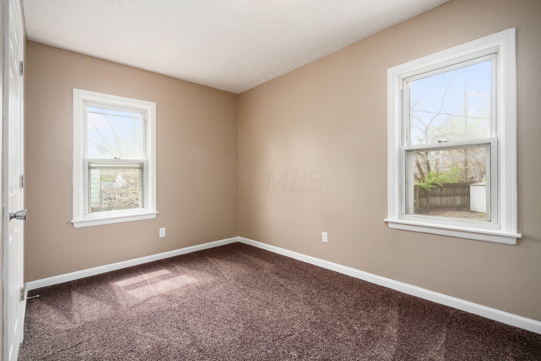 2753 Osceola Ave, Columbus OH  43211-1192 exterior