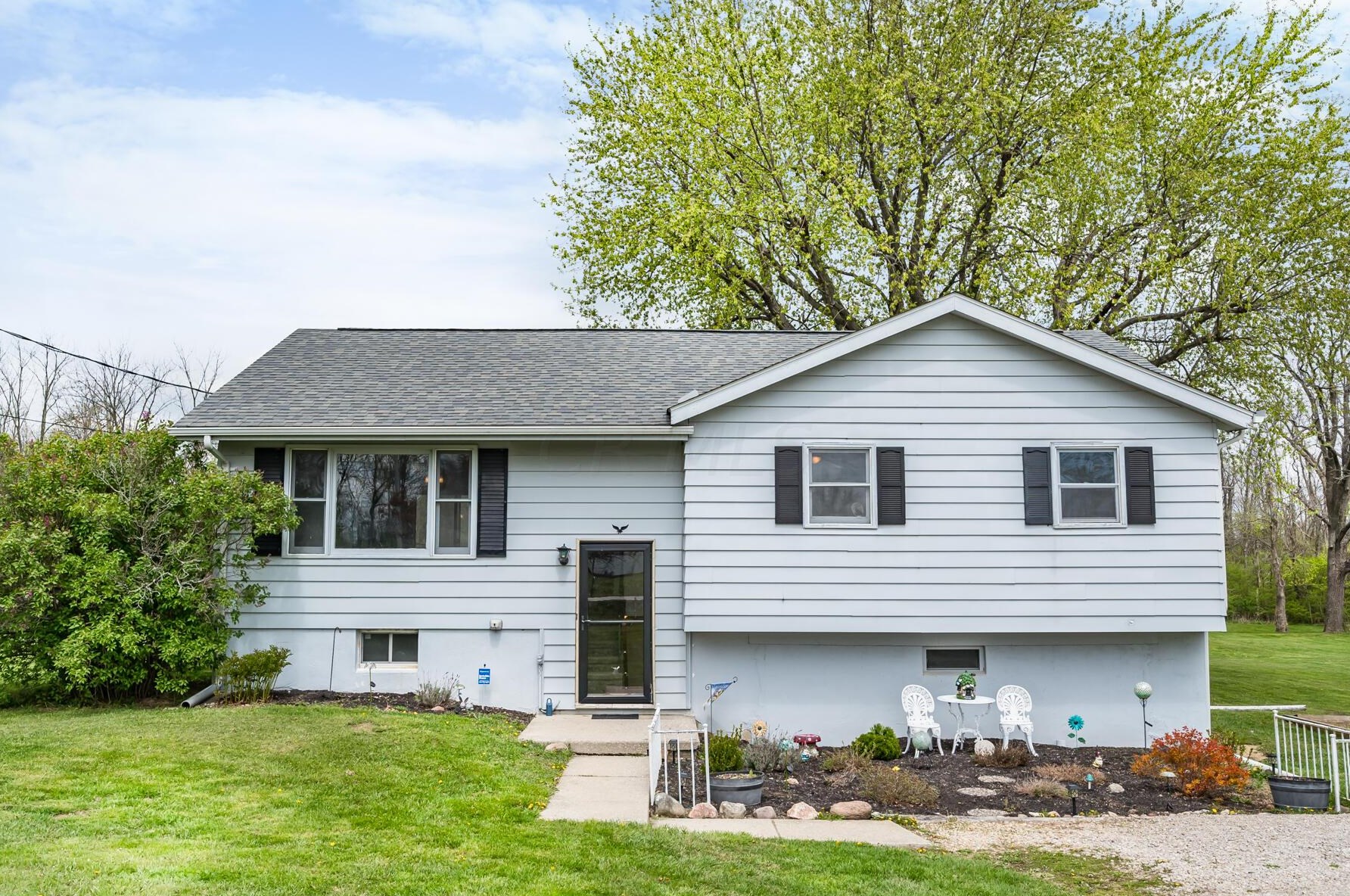 6946 Home Rd, Delaware, OH 43015