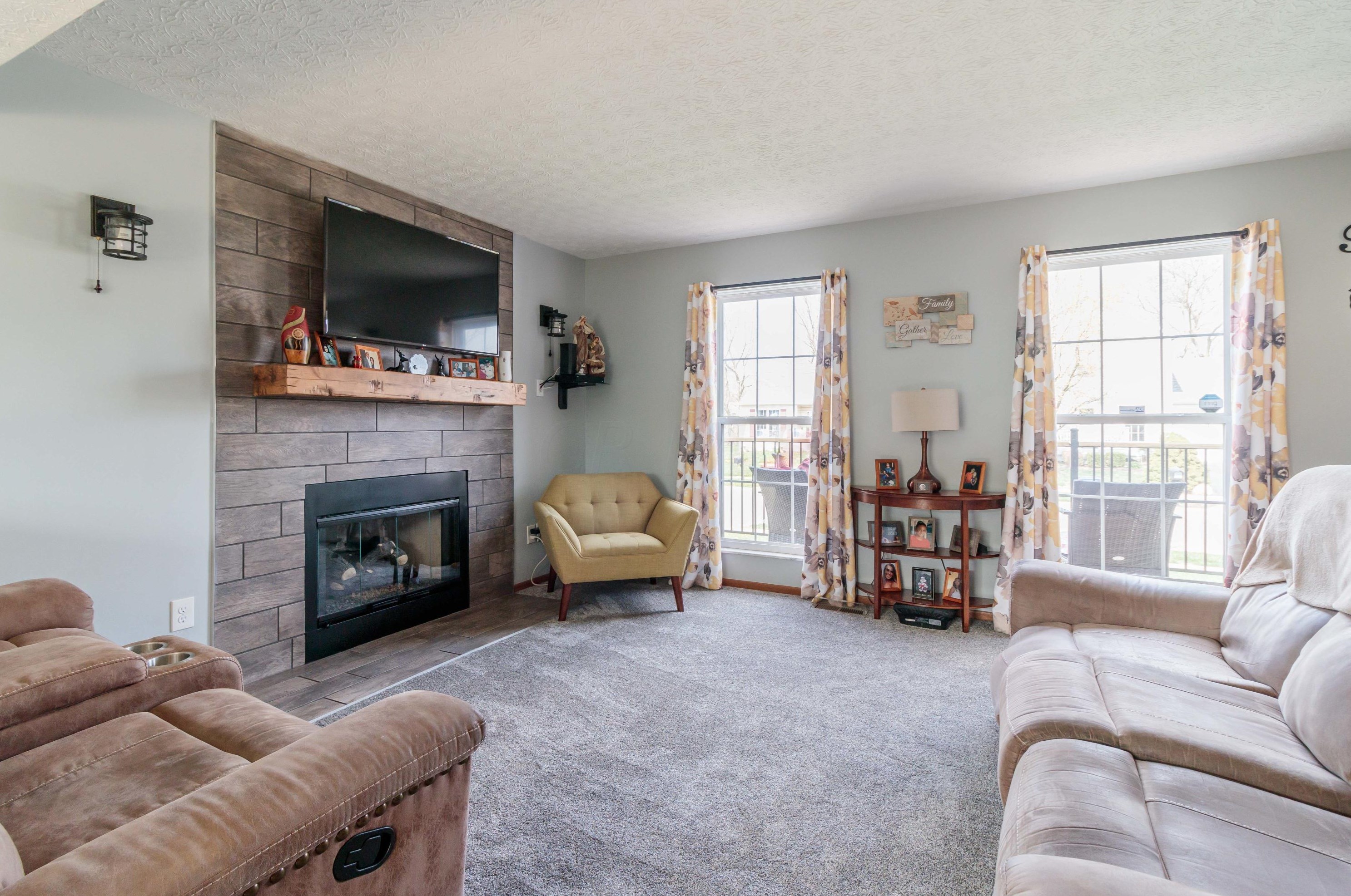 1015 Lavender Ln, Columbus OH 43207-7220 exterior