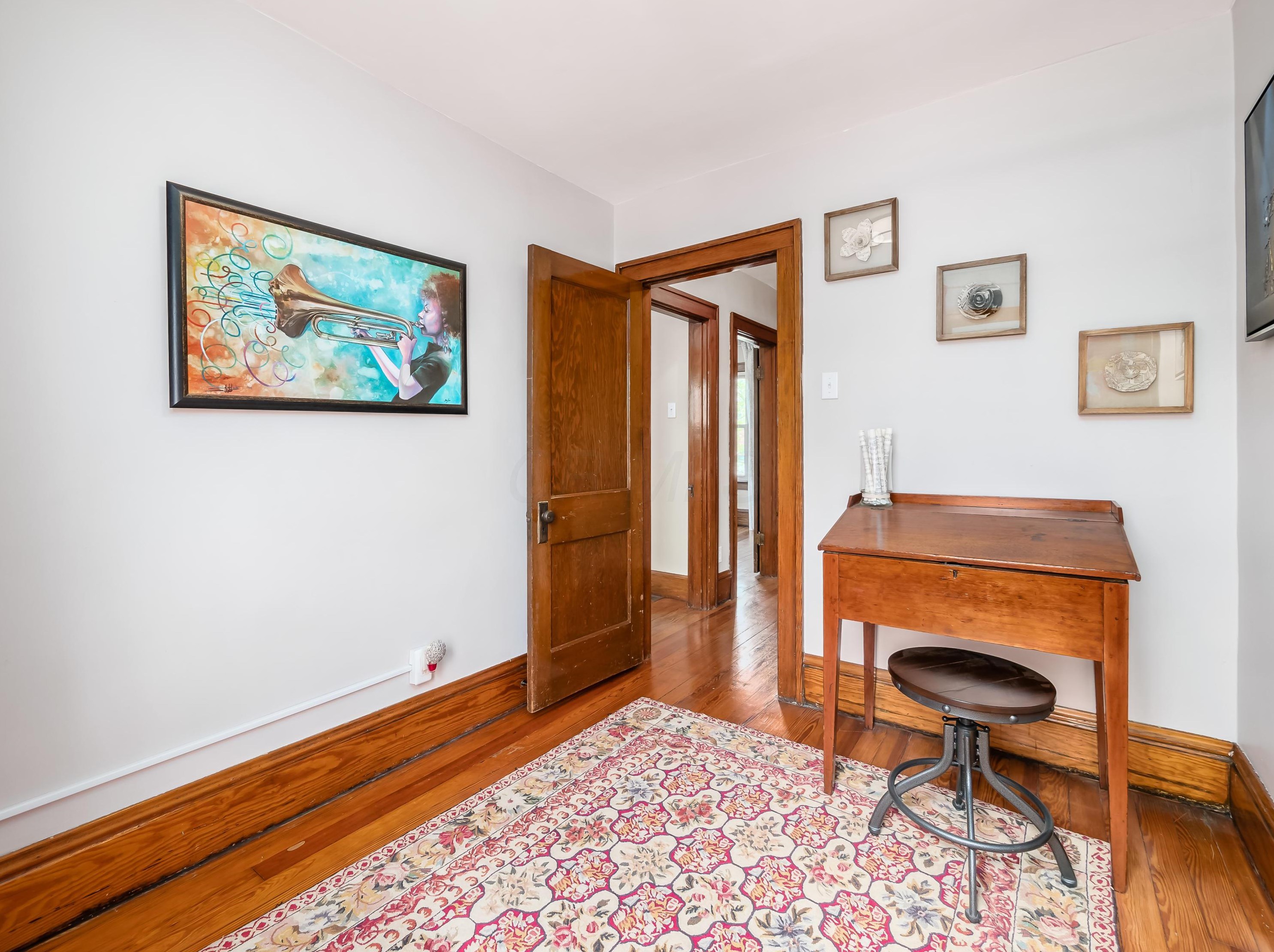 220 Mithoff St, Columbus OH 43206-3506 exterior