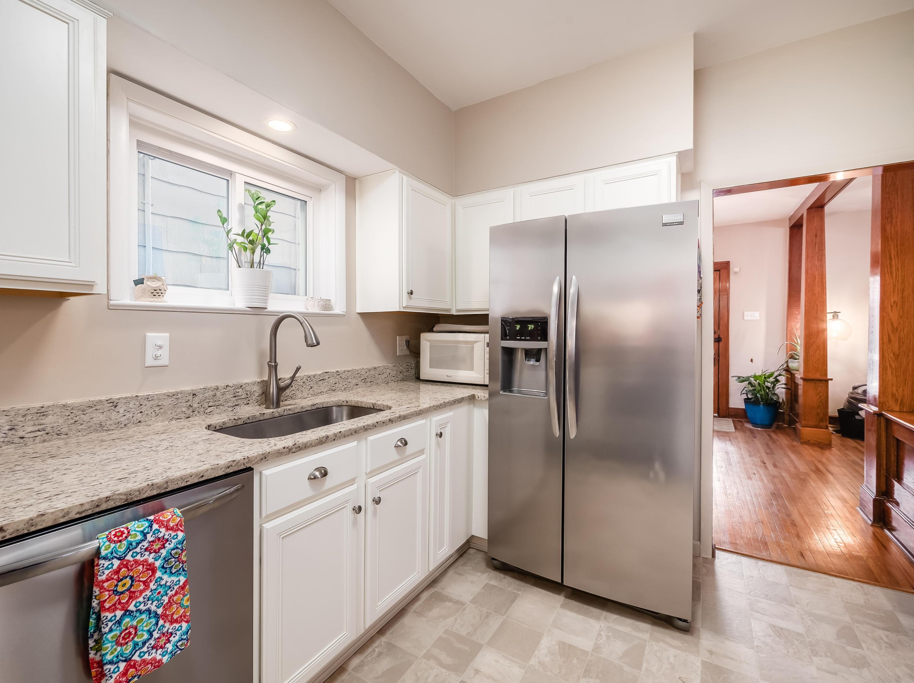 220 Mithoff St, Columbus OH 43206-3506 exterior