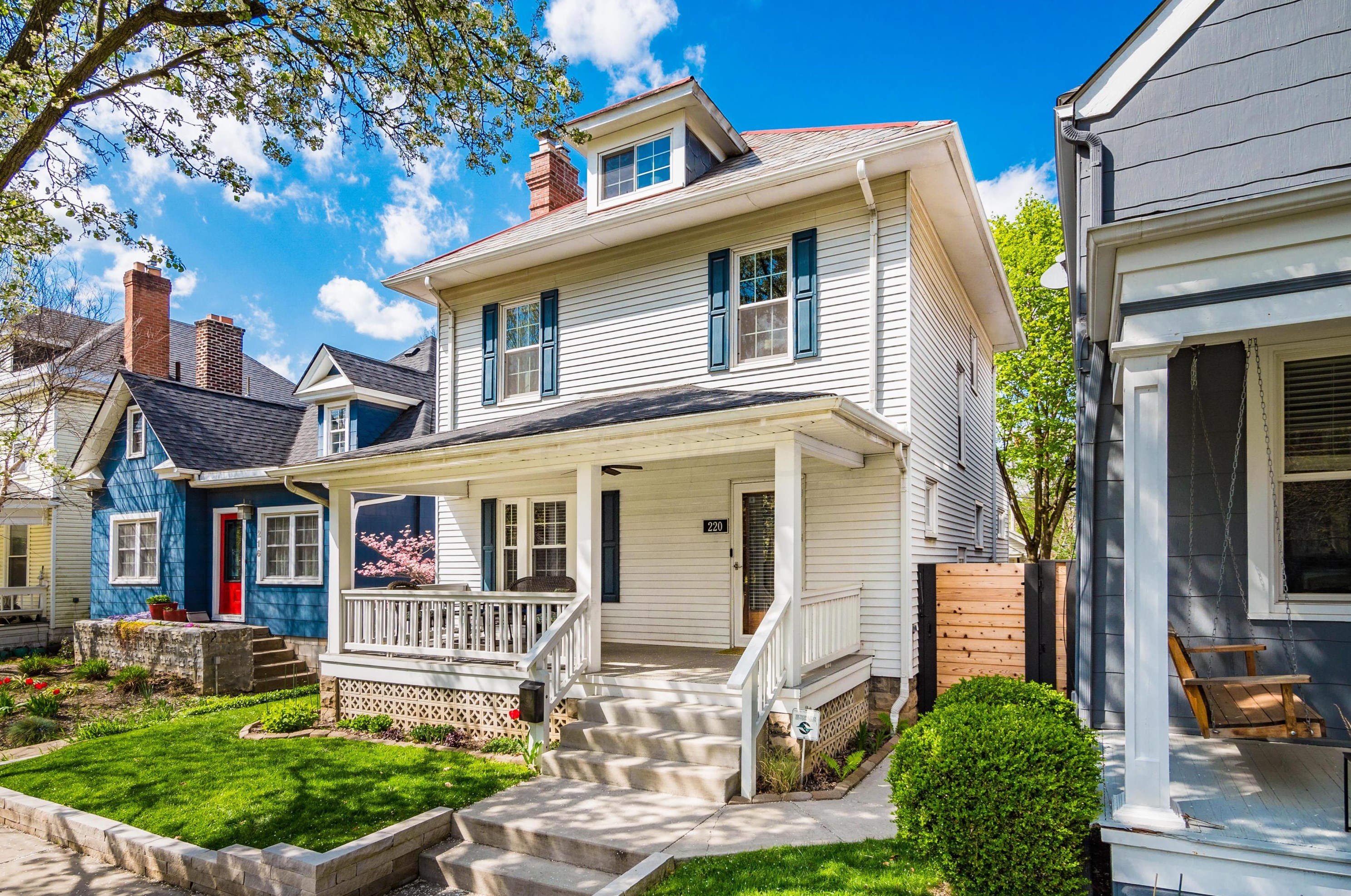 220 Mithoff St, Columbus, OH 43206-3507
