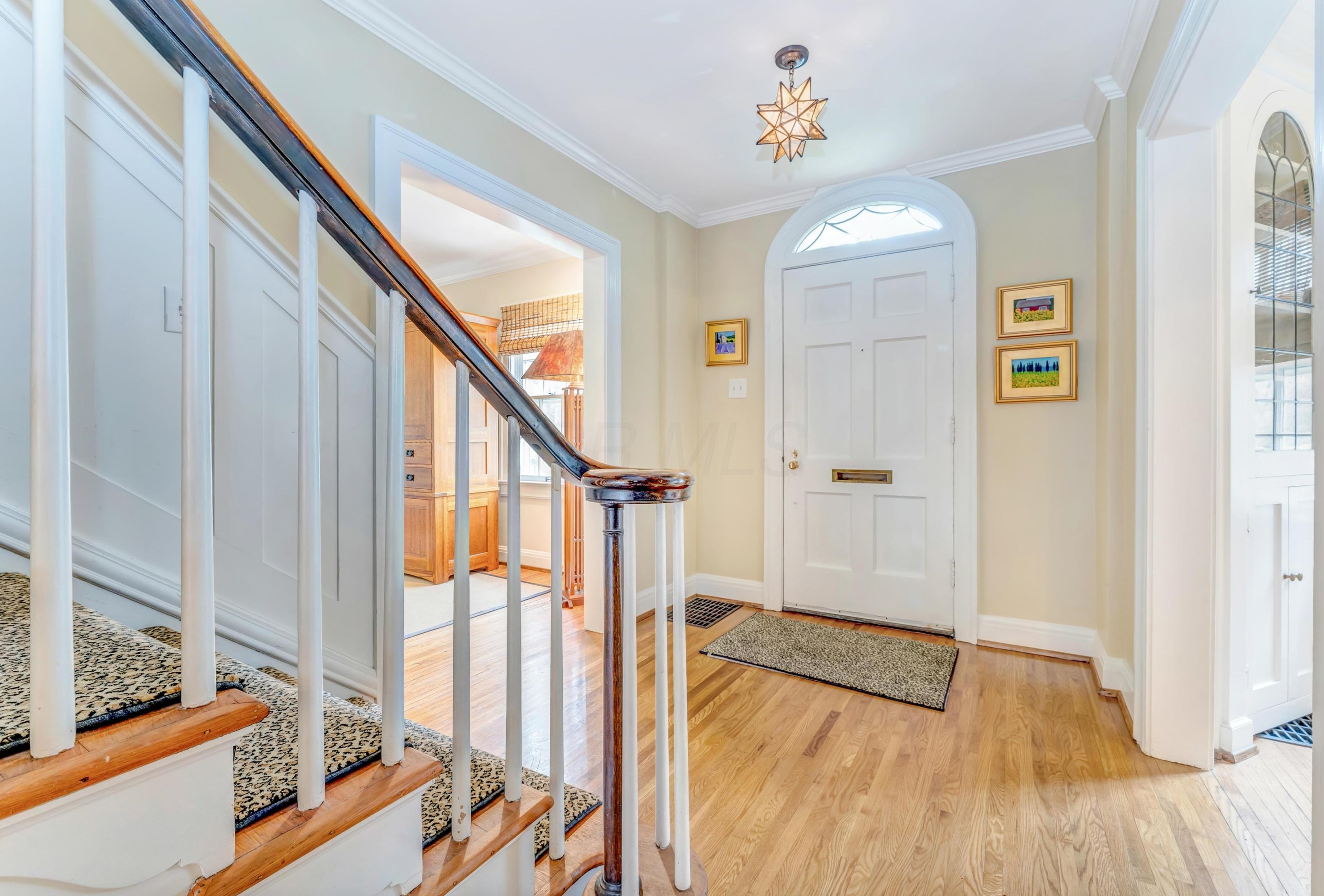 58 Meadow Park Ave, Columbus, OH 43209-1431