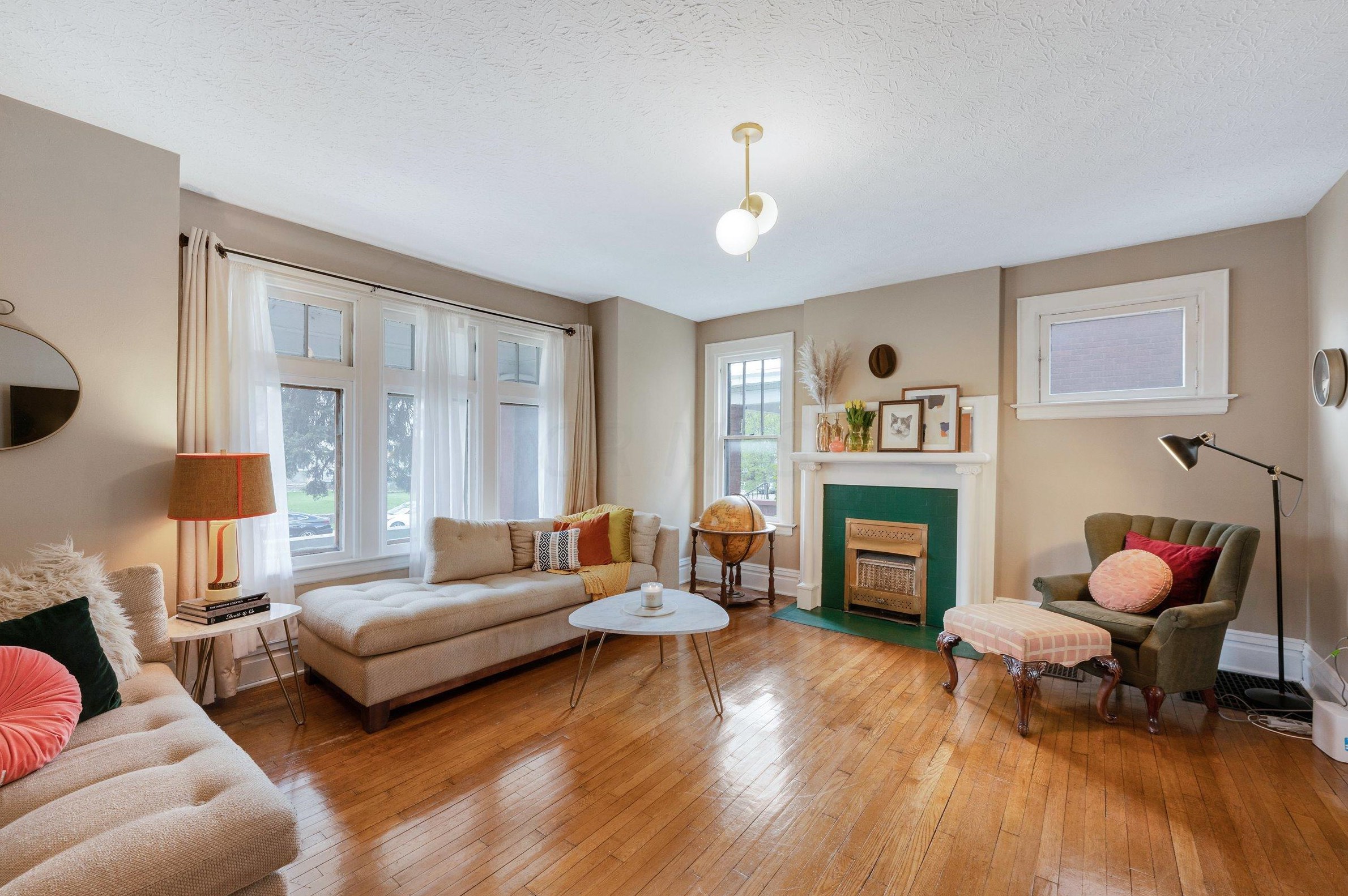 1846 Oak St, Columbus, OH 43205-2239