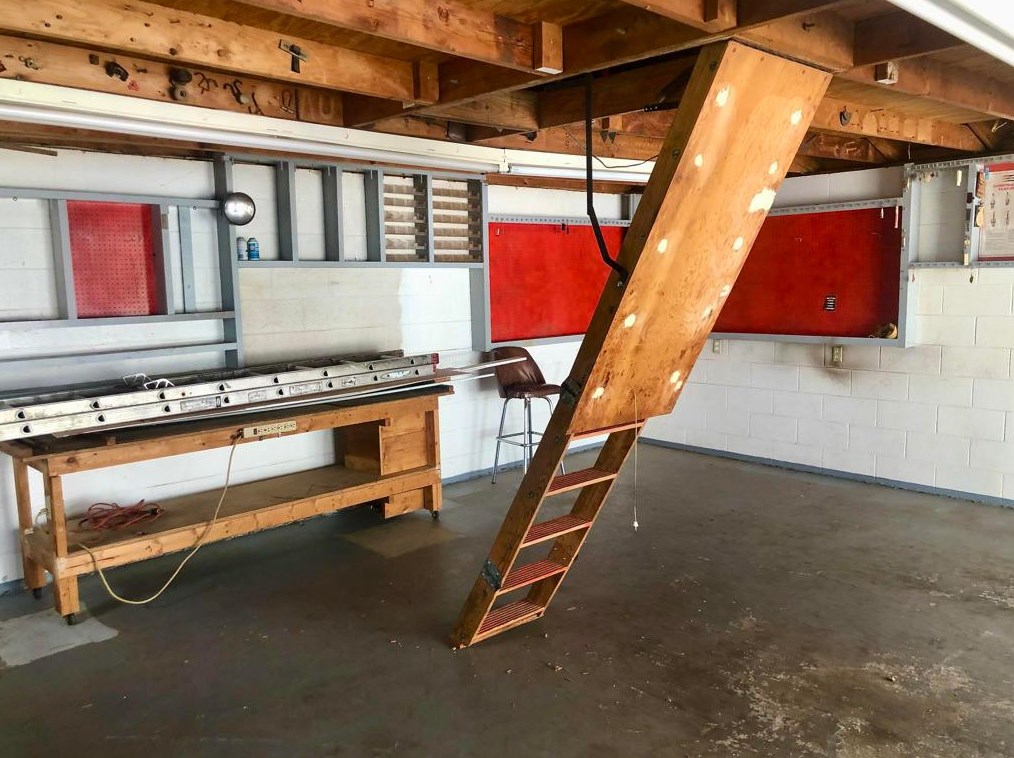 3278 Grasmere Ave, Columbus OH 43224-3307 exterior