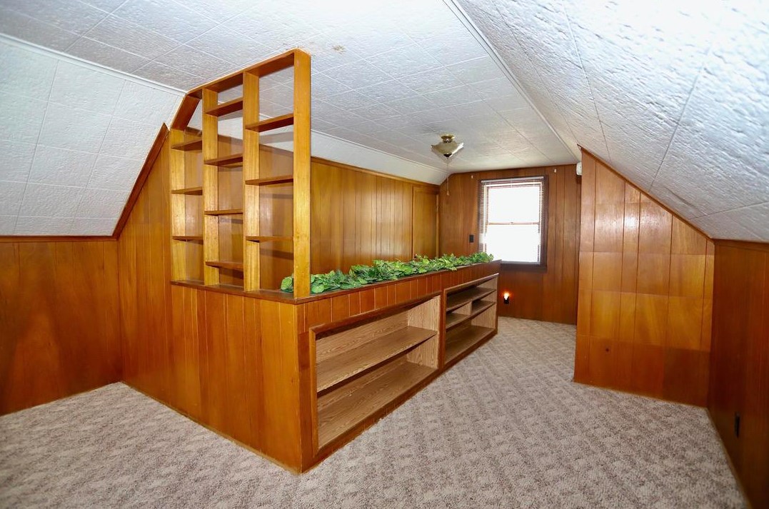 3278 Grasmere Ave, Columbus OH 43224-3307 exterior