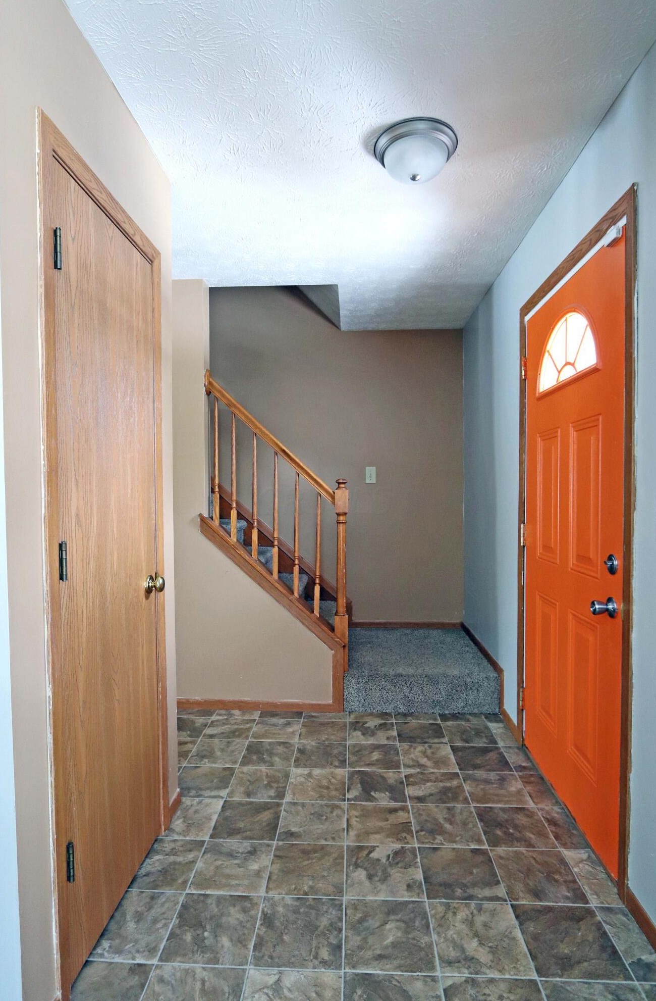 4330 Portobello Dr, Columbus, OH 43230-5418