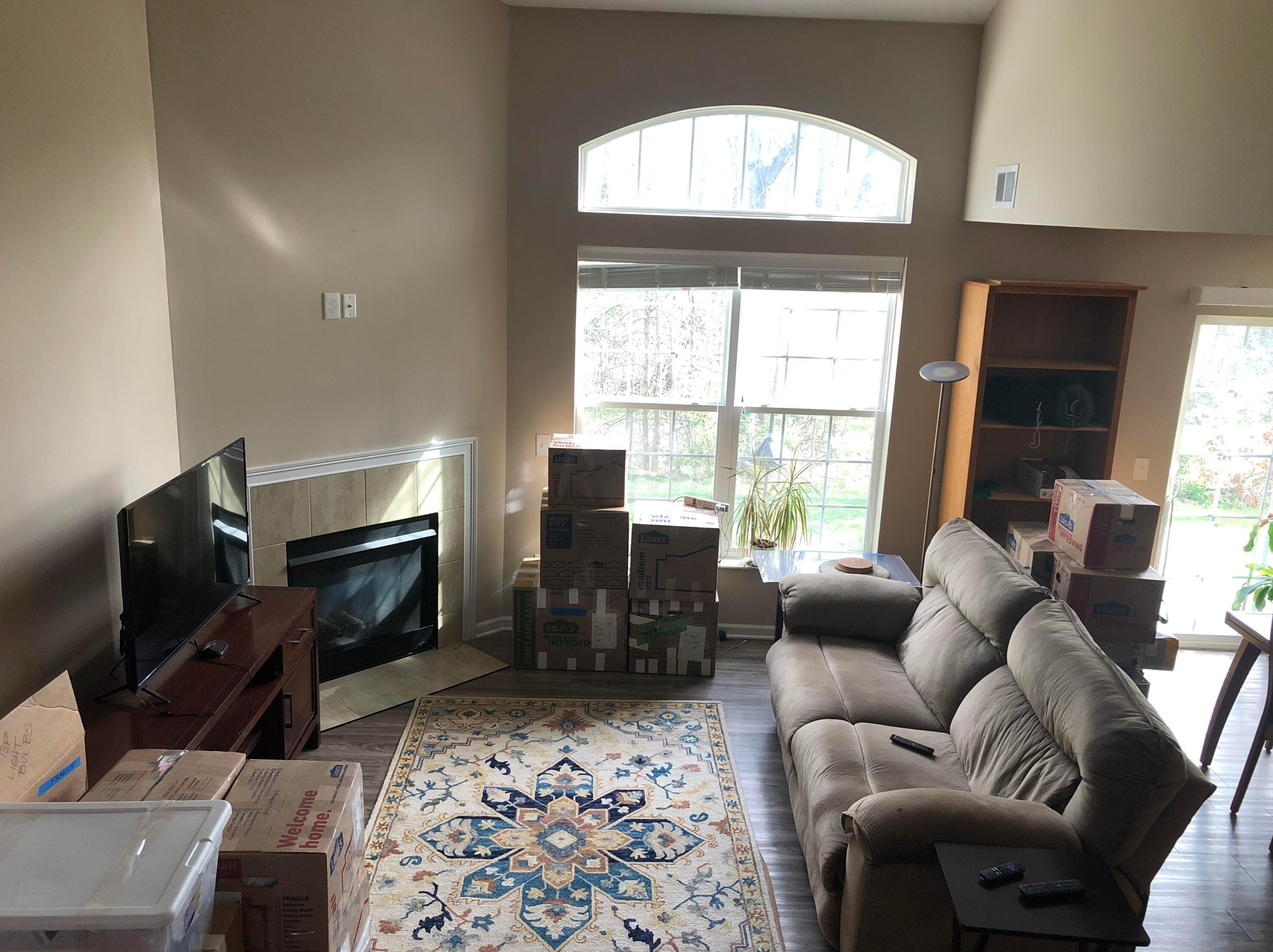 110 Lakes At Cheshire Dr, Delaware, OH 43015