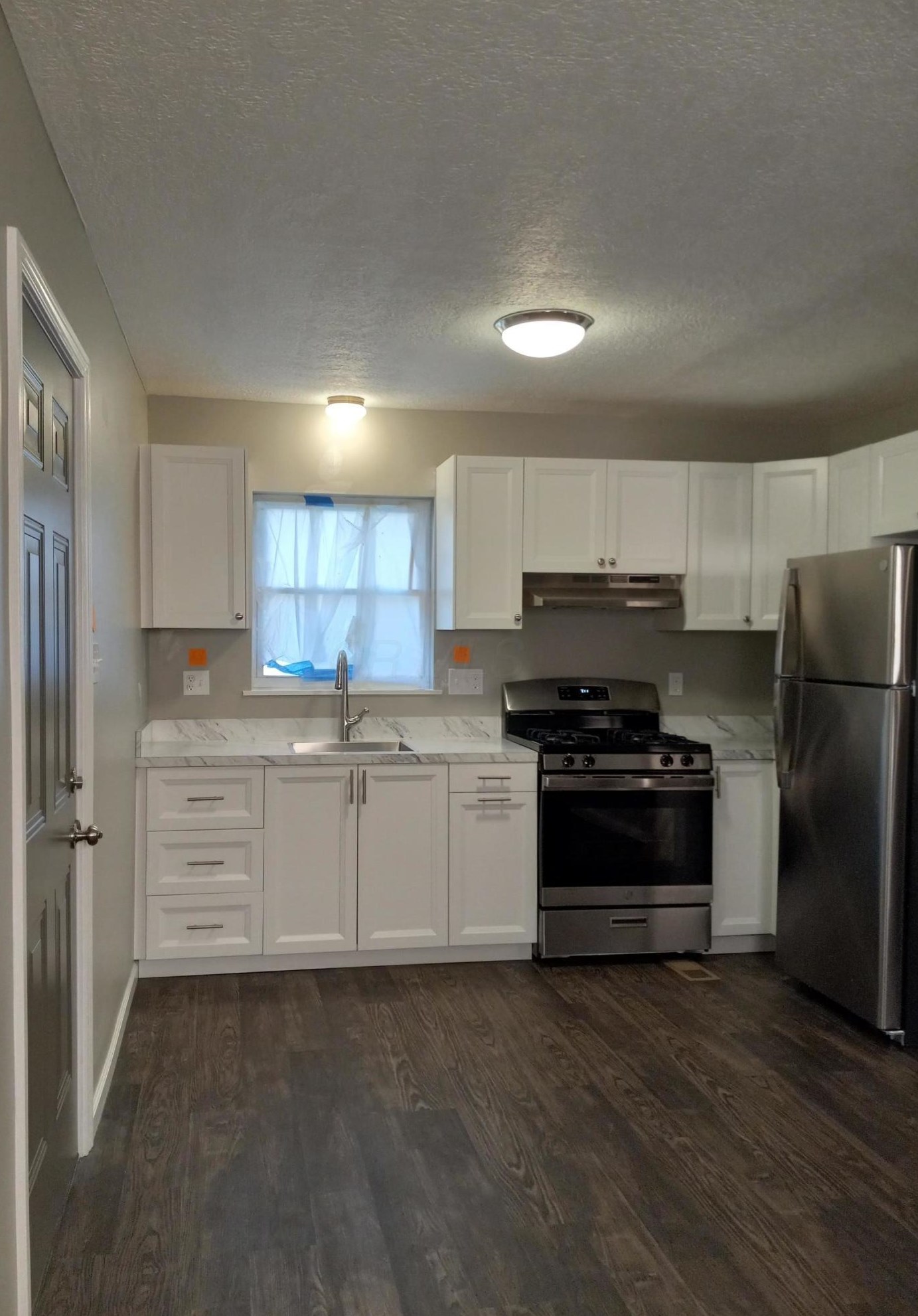 1596 Eastfield Dr, Columbus OH 43223-3713 exterior