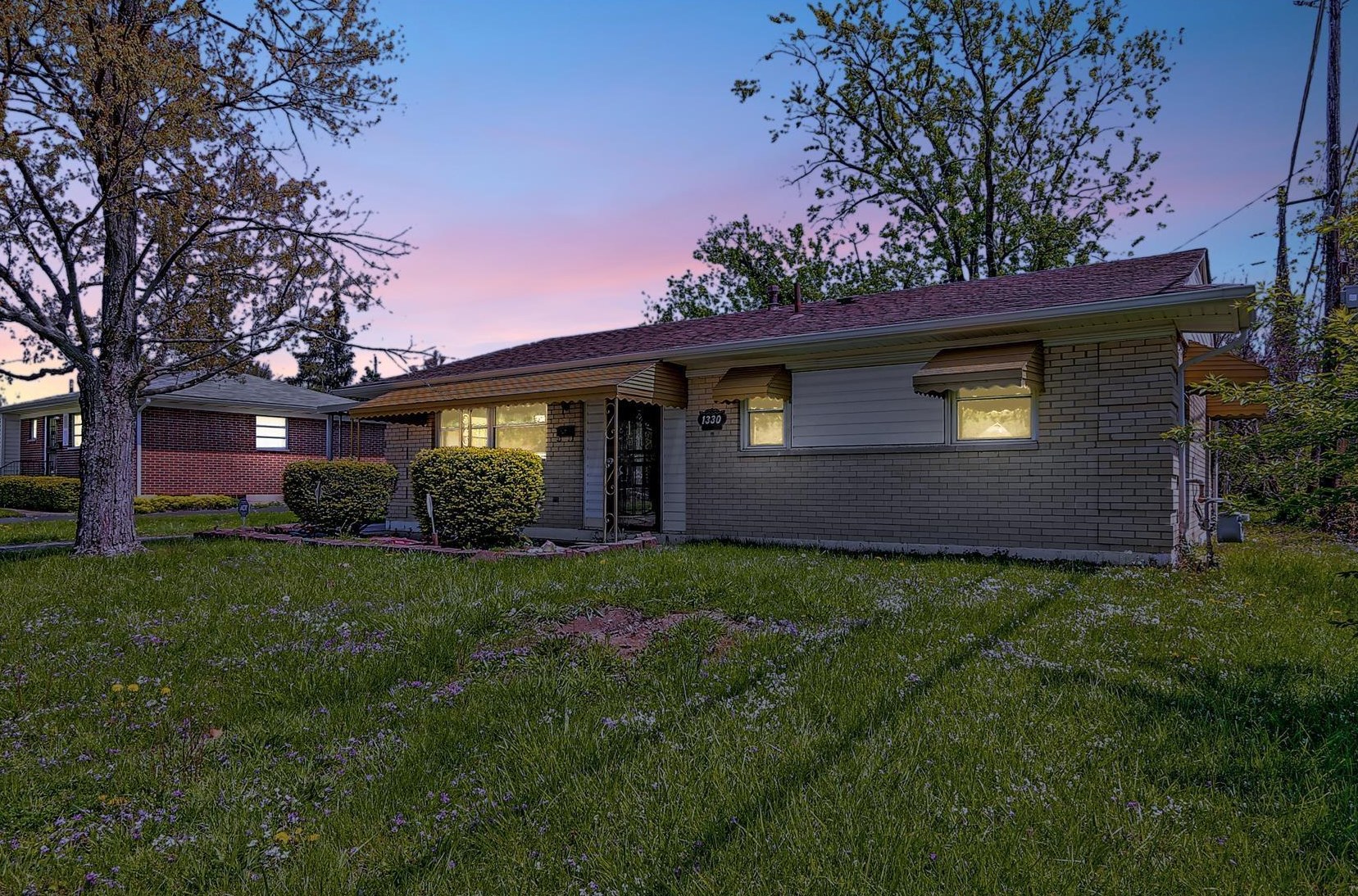 1330 Yearling Rd, Columbus, OH 43227-2070