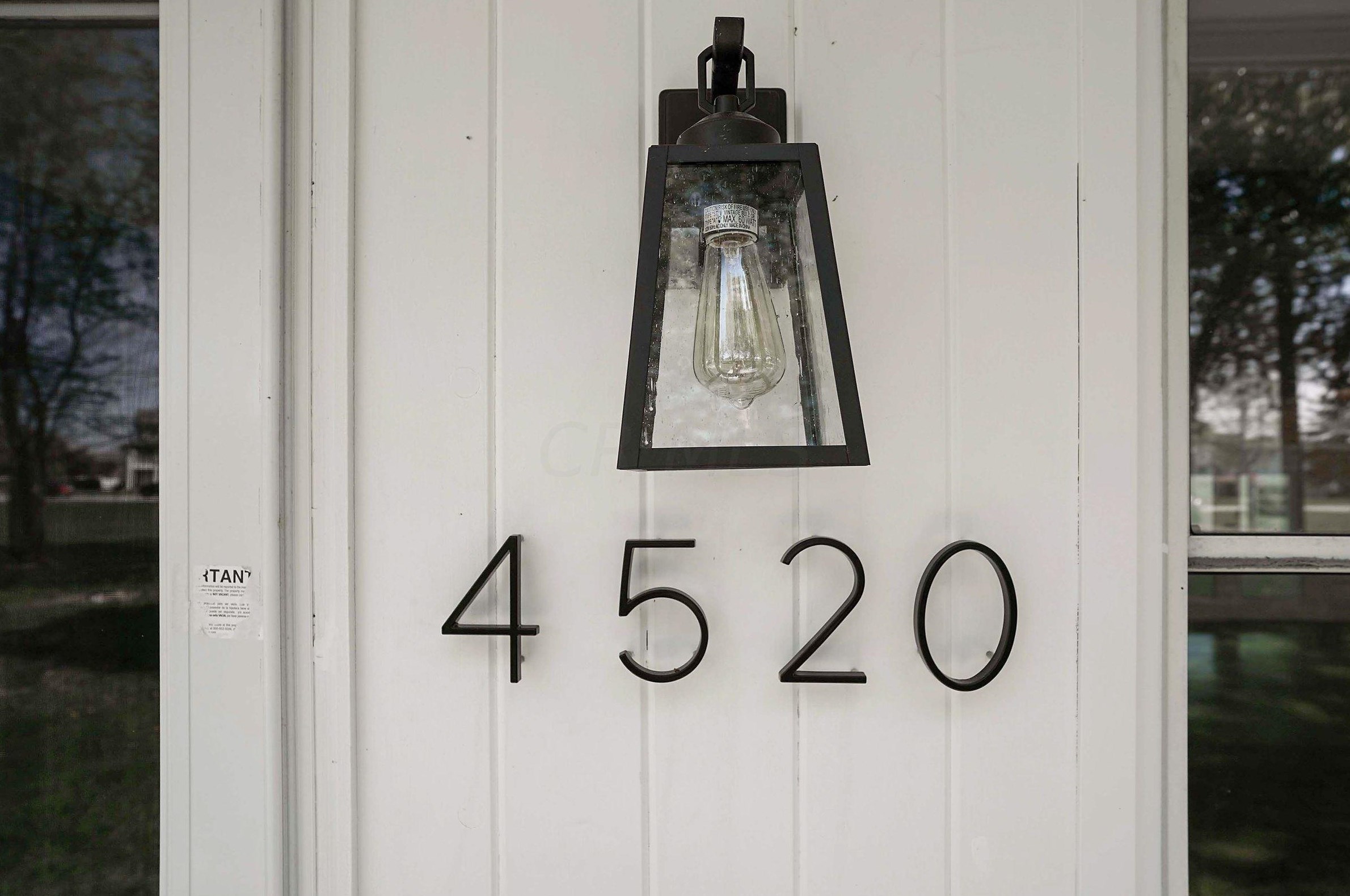 4520 Johnstown Rd, Columbus OH  43230-1821 exterior