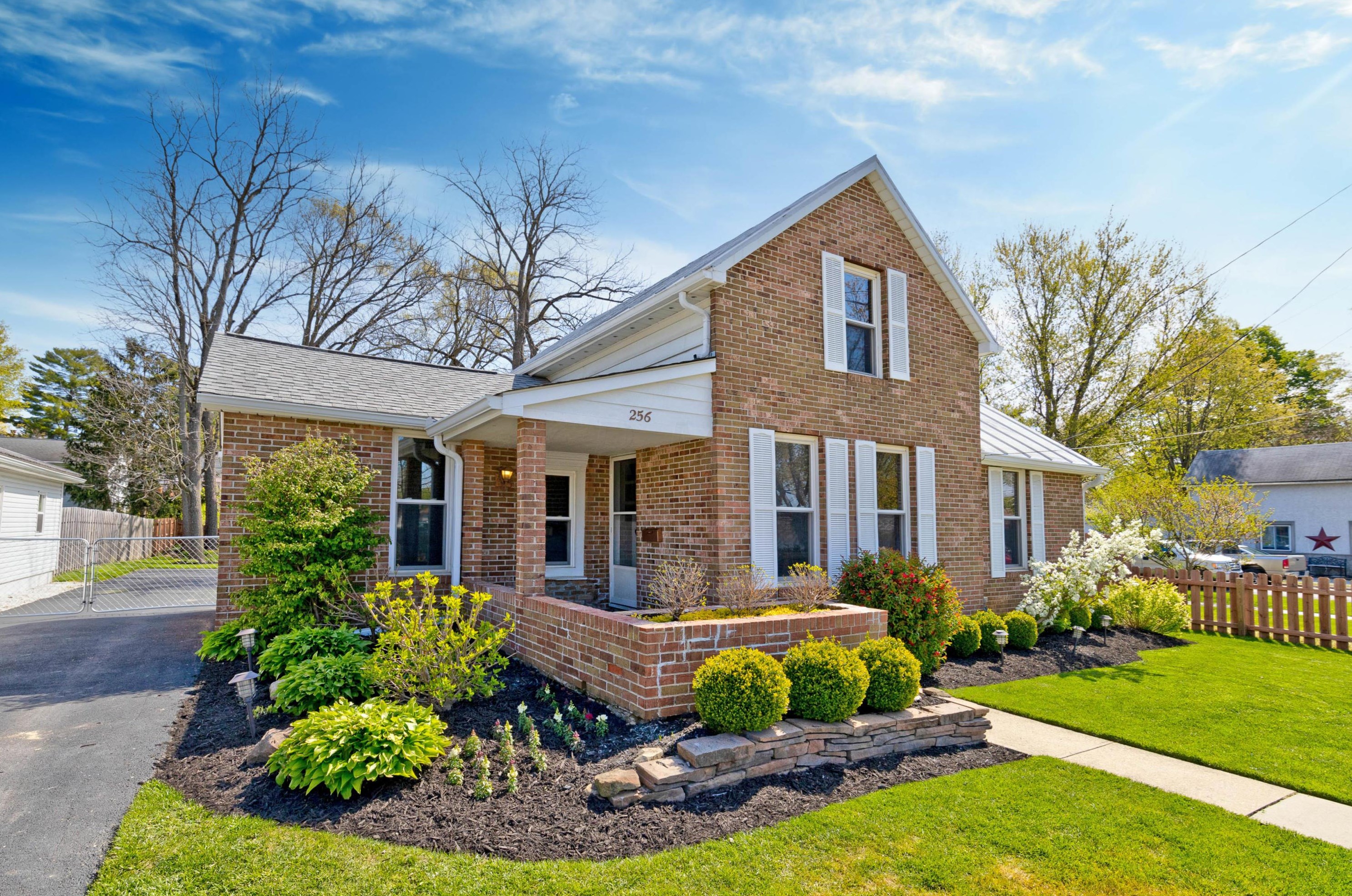 256 S Oregon St, Johnstown, OH 43031